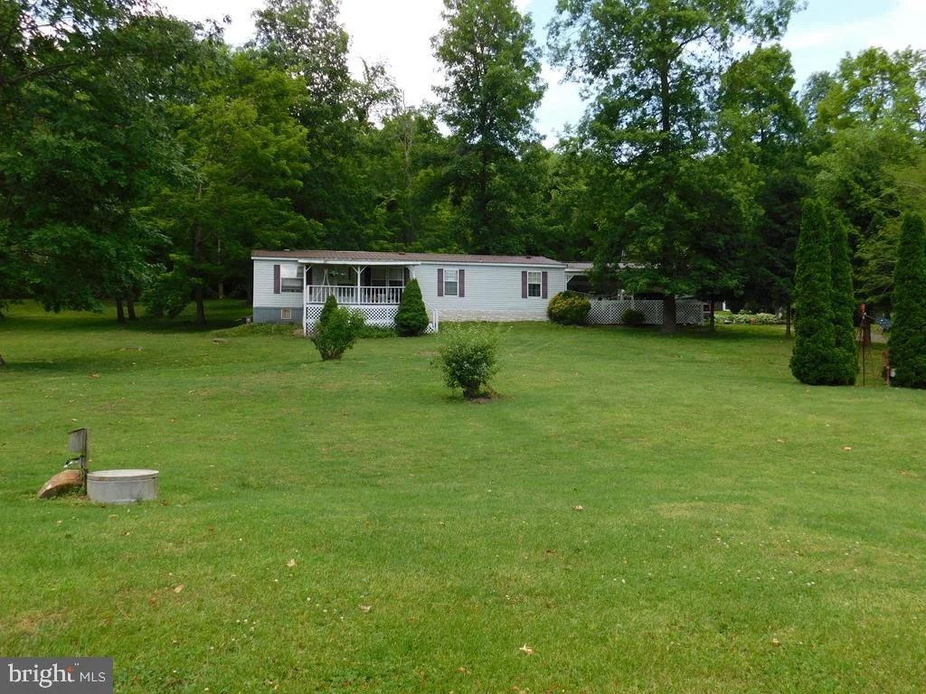 42 Why Lane, McVeytown, PA 17051
