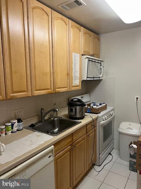 2911 CHARING CROSS RD. 16