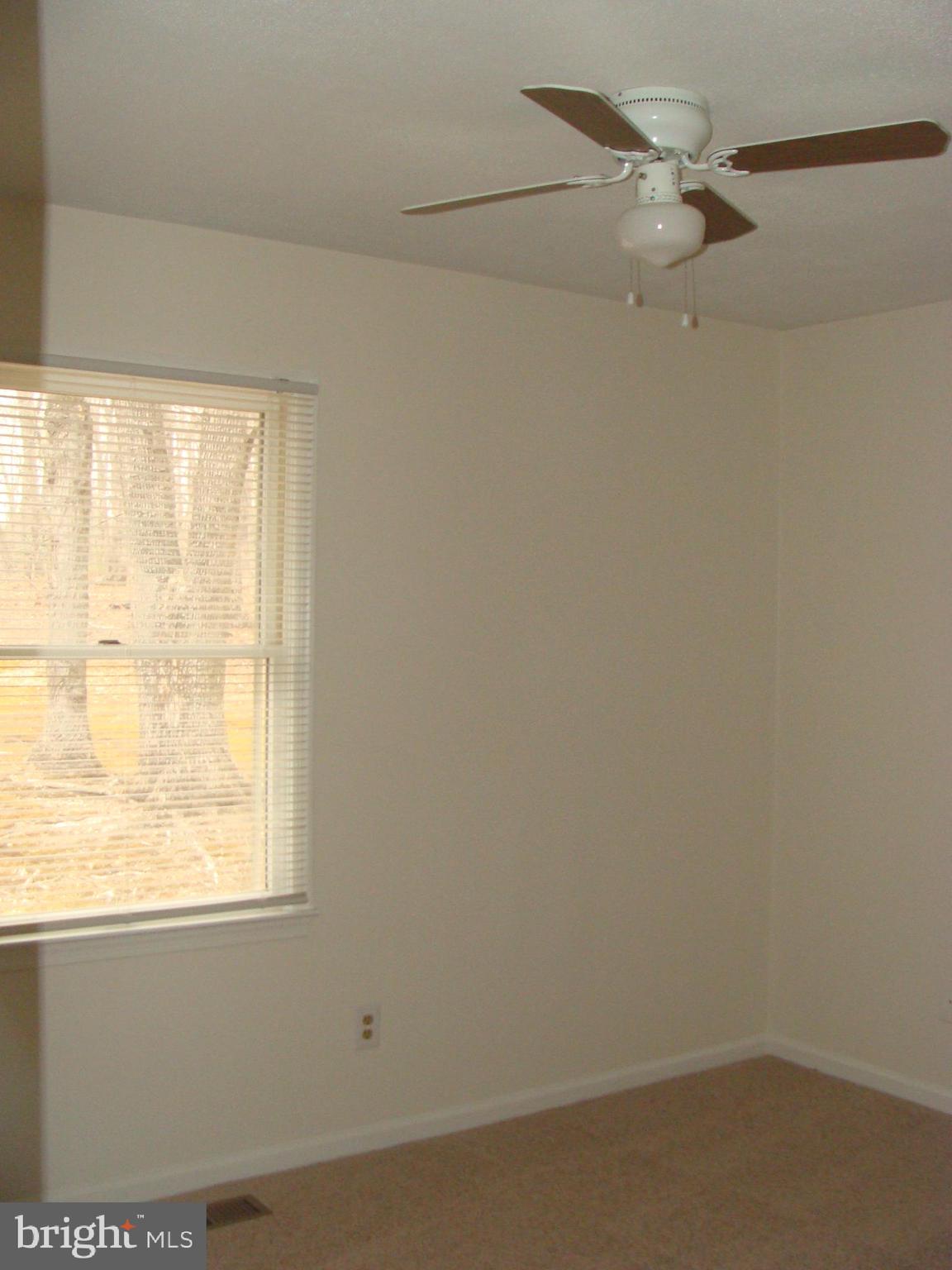 METES & BOUNDS - Residential Lease