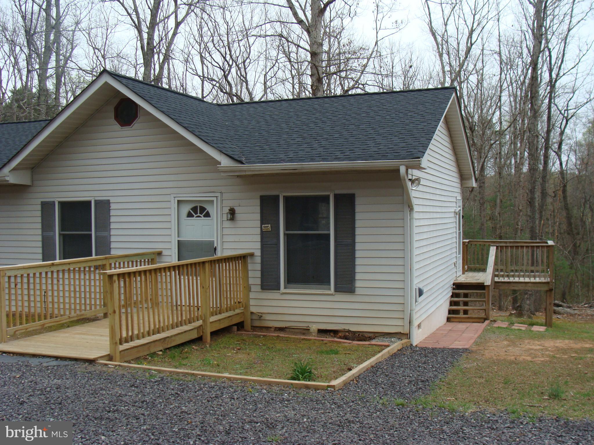 METES & BOUNDS - Residential Lease