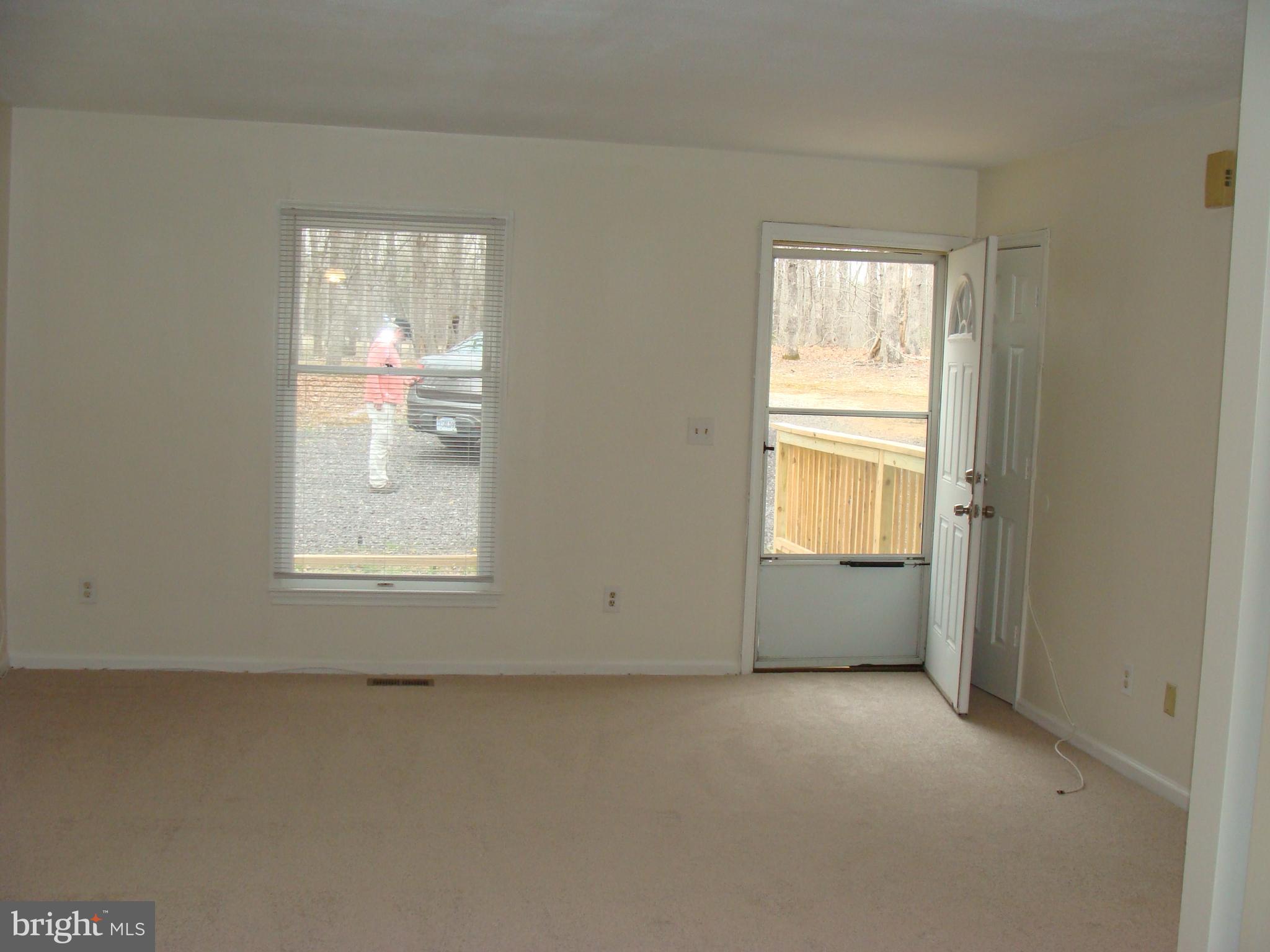 METES & BOUNDS - Residential Lease