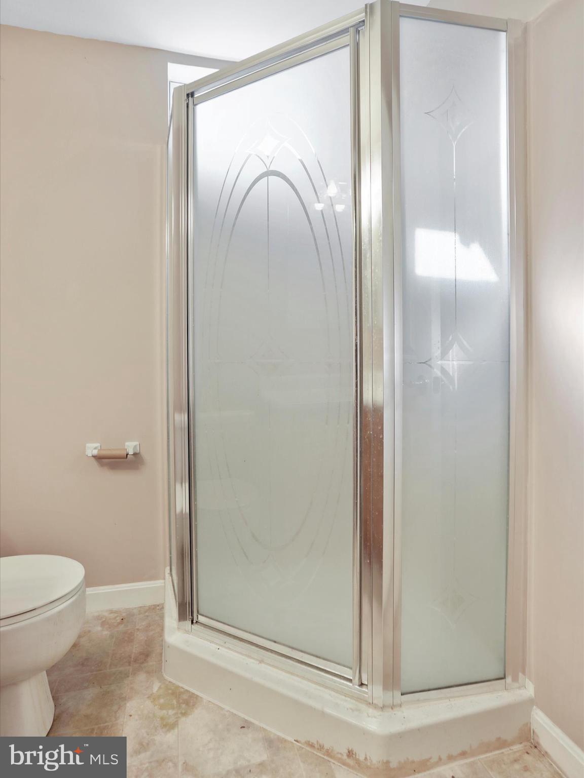 WHISPER KNOLL - Residential