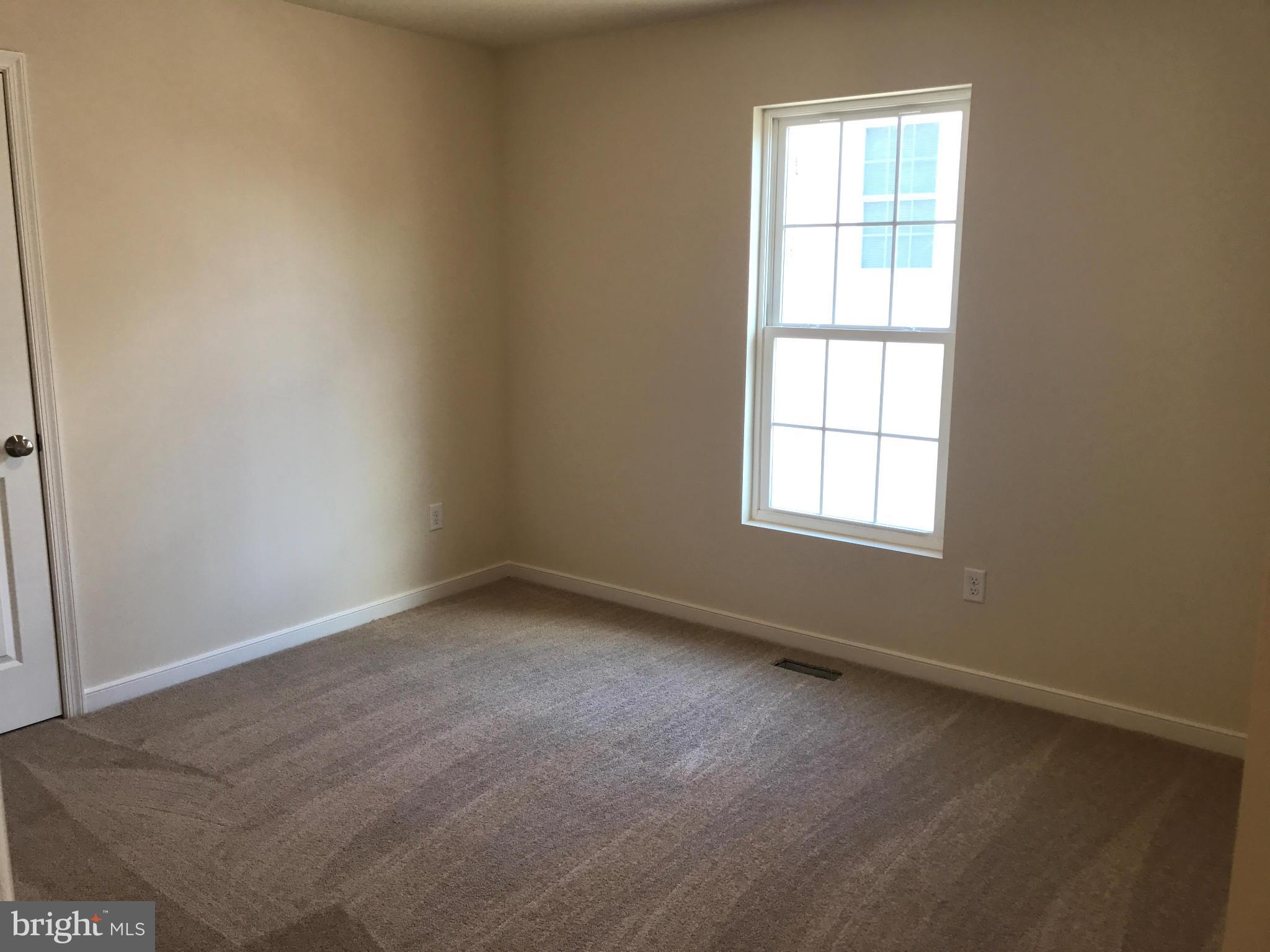 SYLVANIA HEIGHTS - Residential Lease