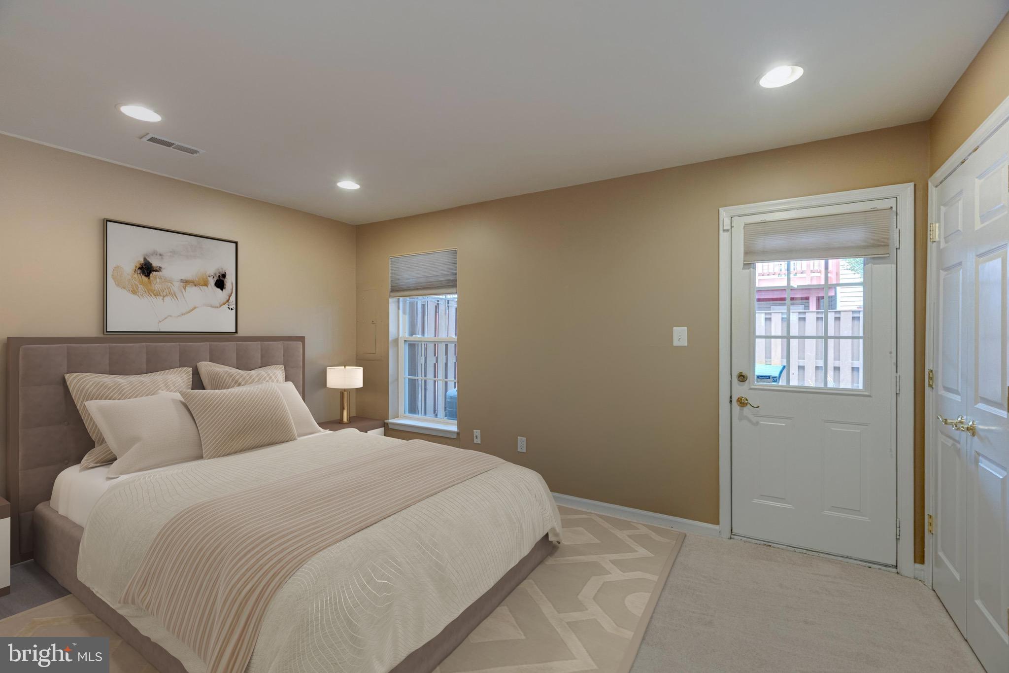 KINGSTOWNE - Residential