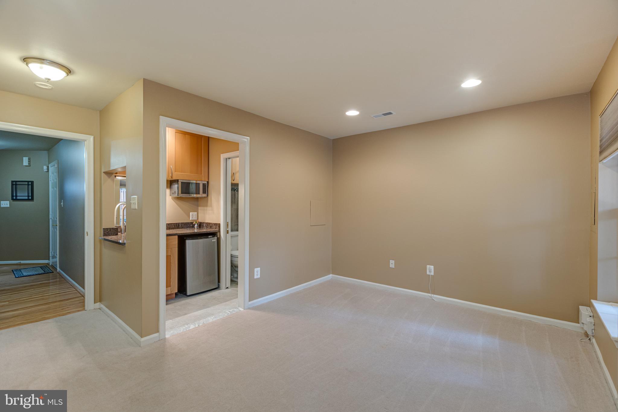 KINGSTOWNE - Residential