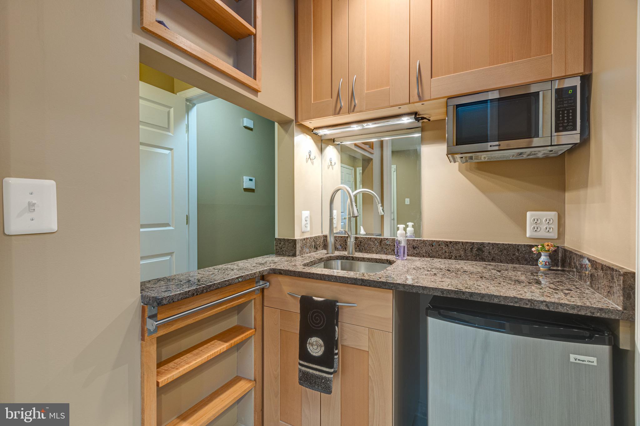 KINGSTOWNE - Residential