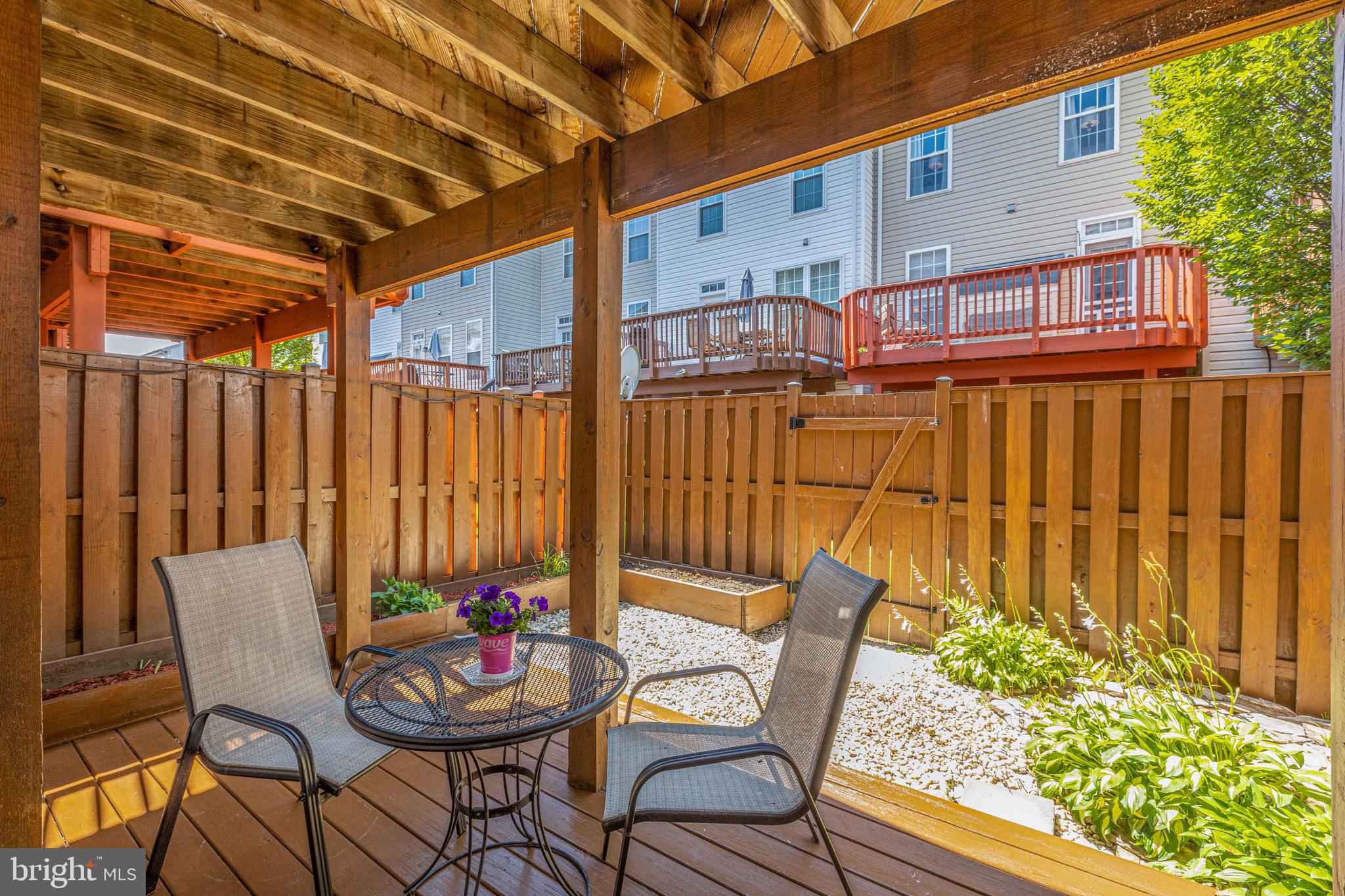 KINGSTOWNE - Residential