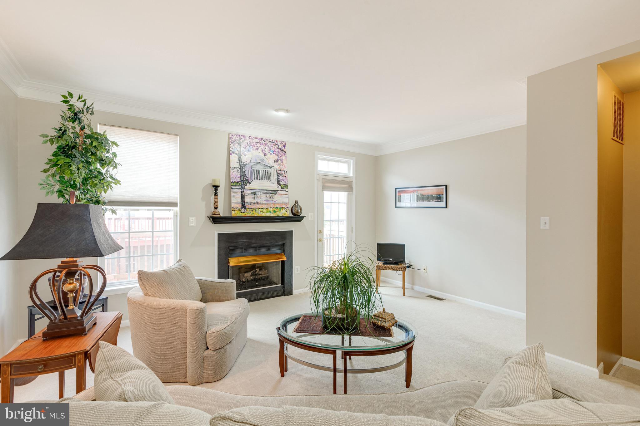 KINGSTOWNE - Residential