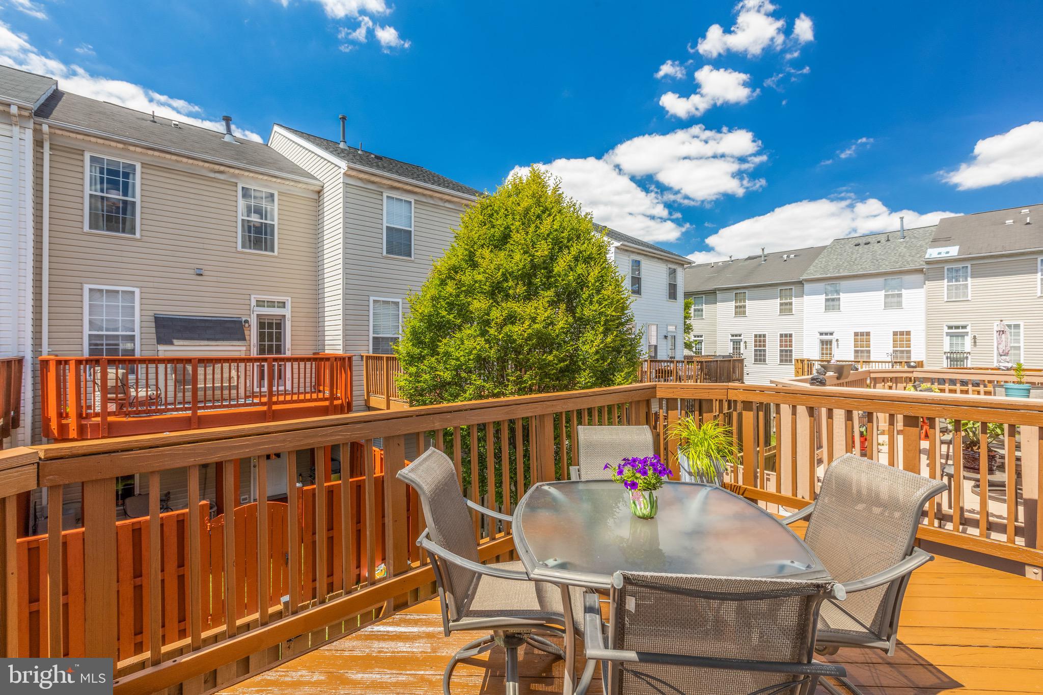 KINGSTOWNE - Residential