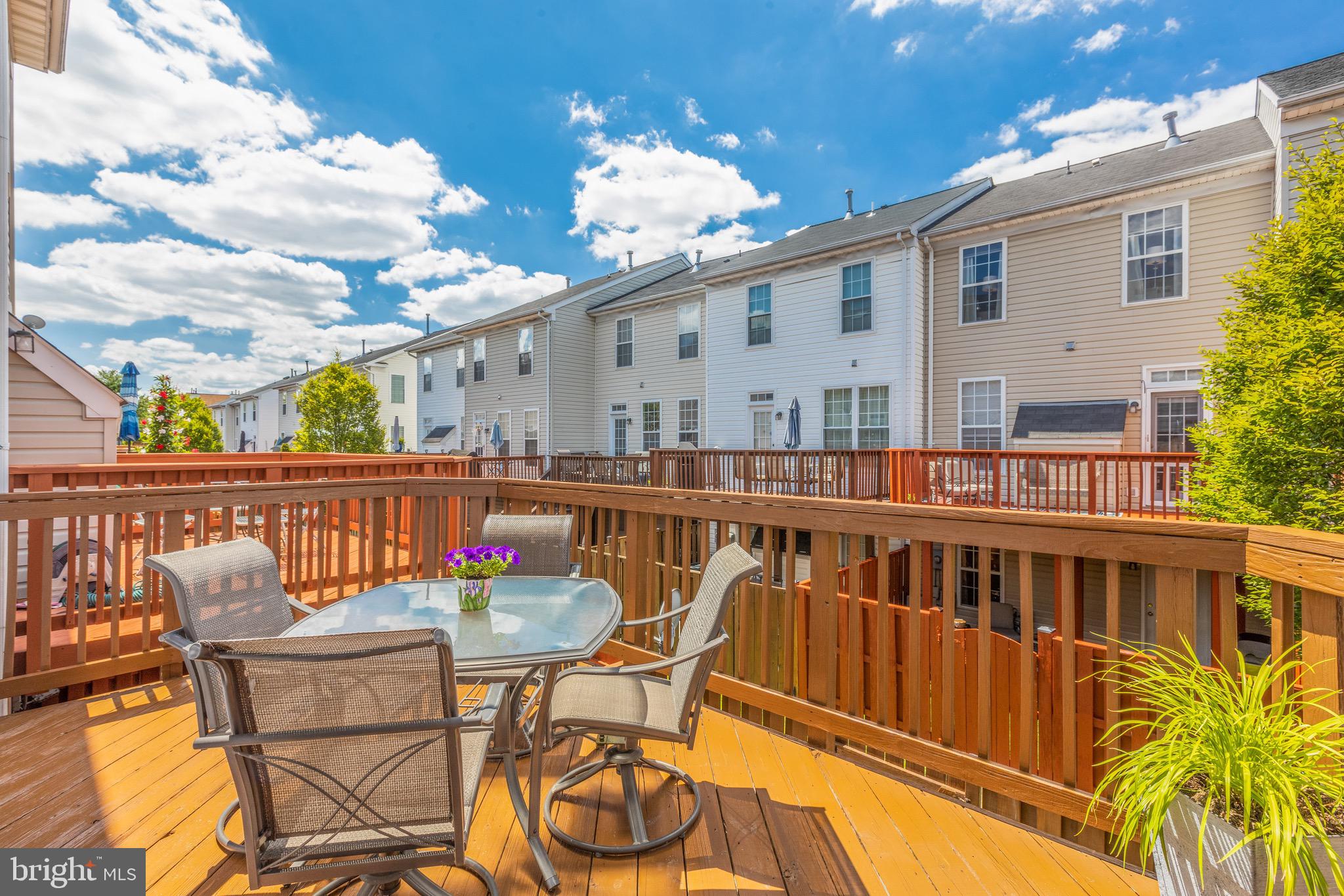 KINGSTOWNE - Residential