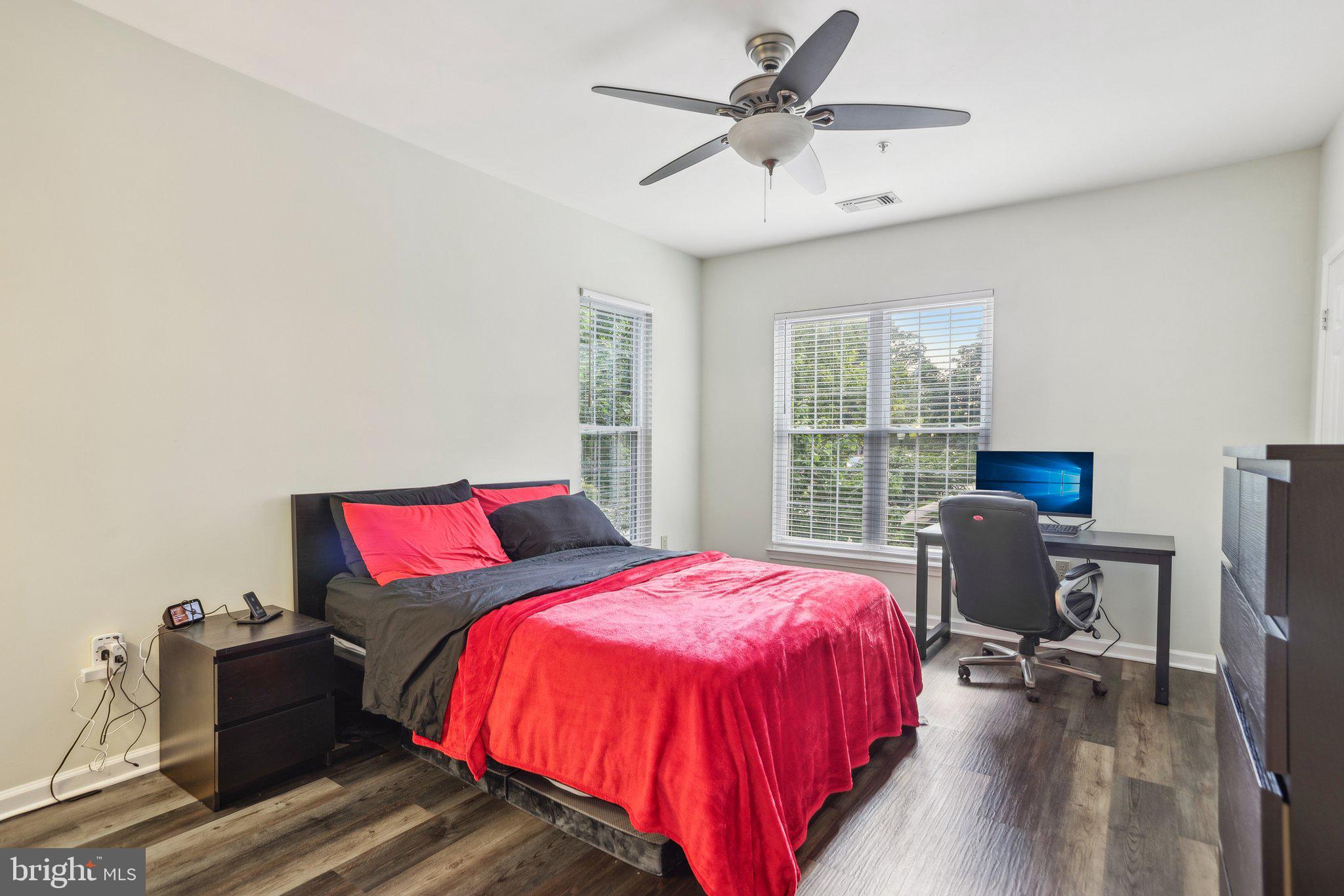 WORLDGATE CONDO - Residential