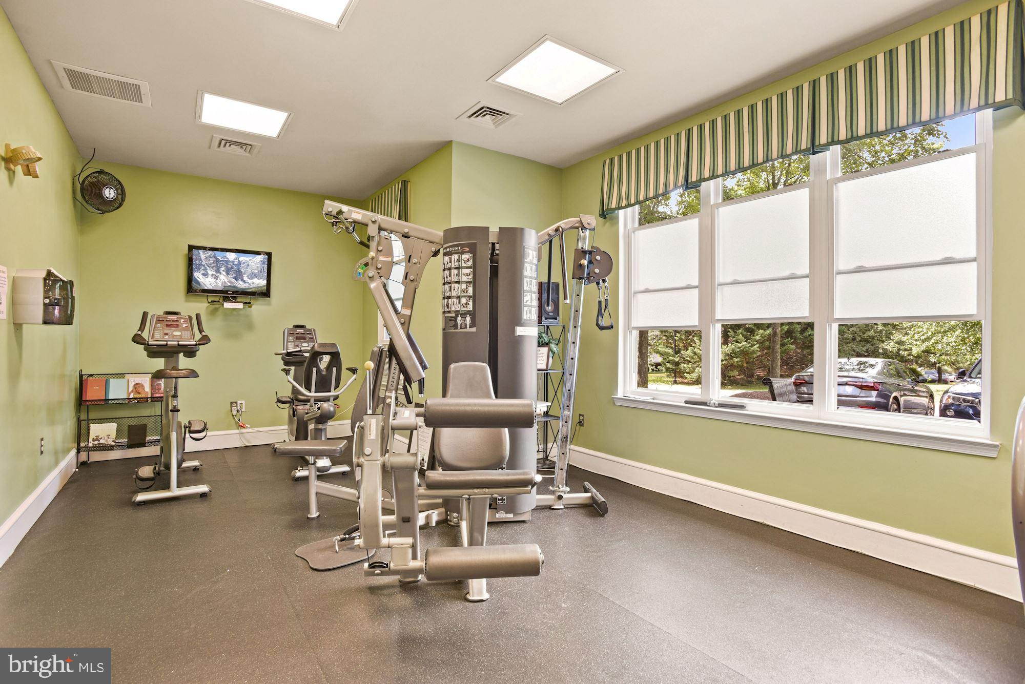 WORLDGATE CONDO - Residential