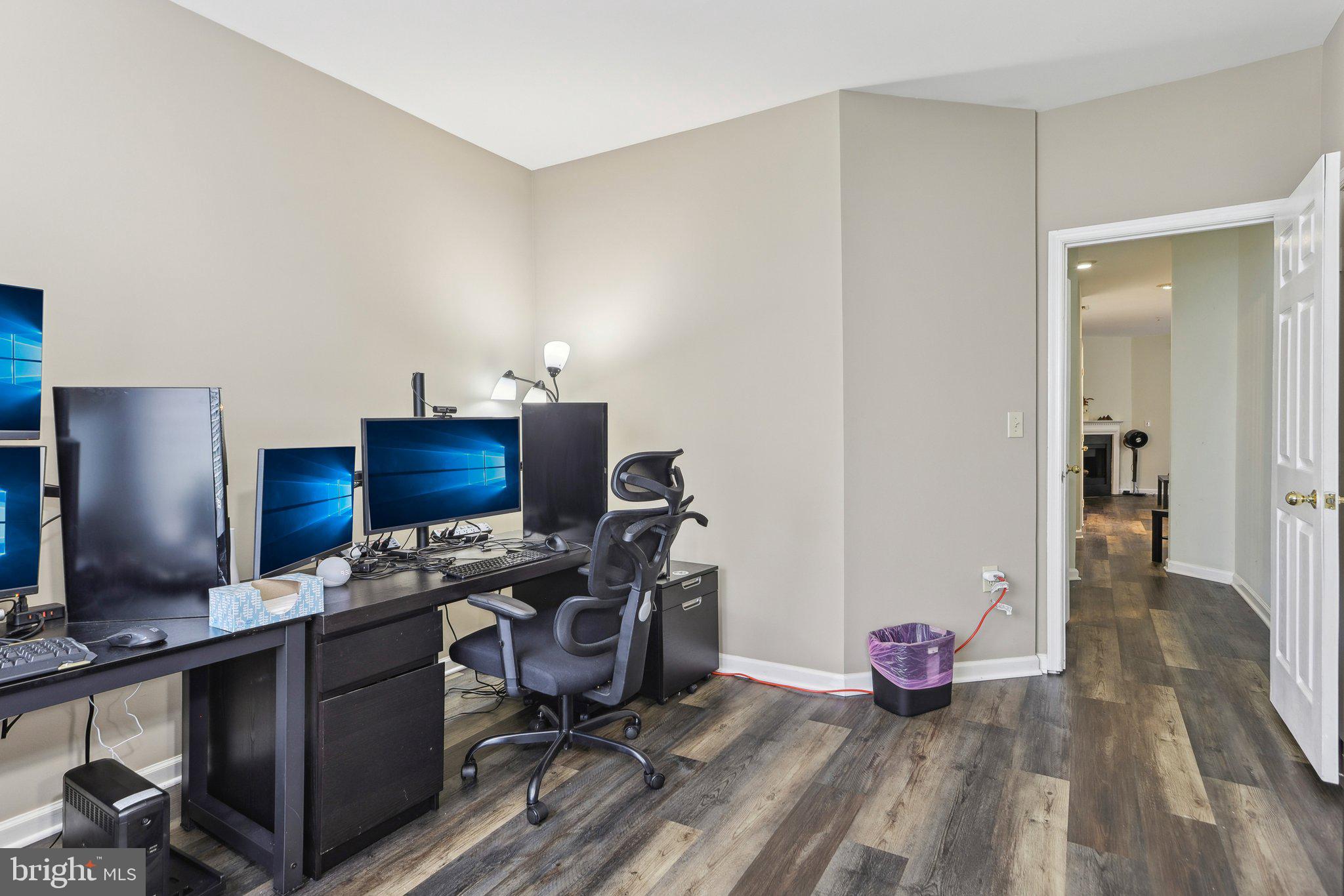 WORLDGATE CONDO - Residential