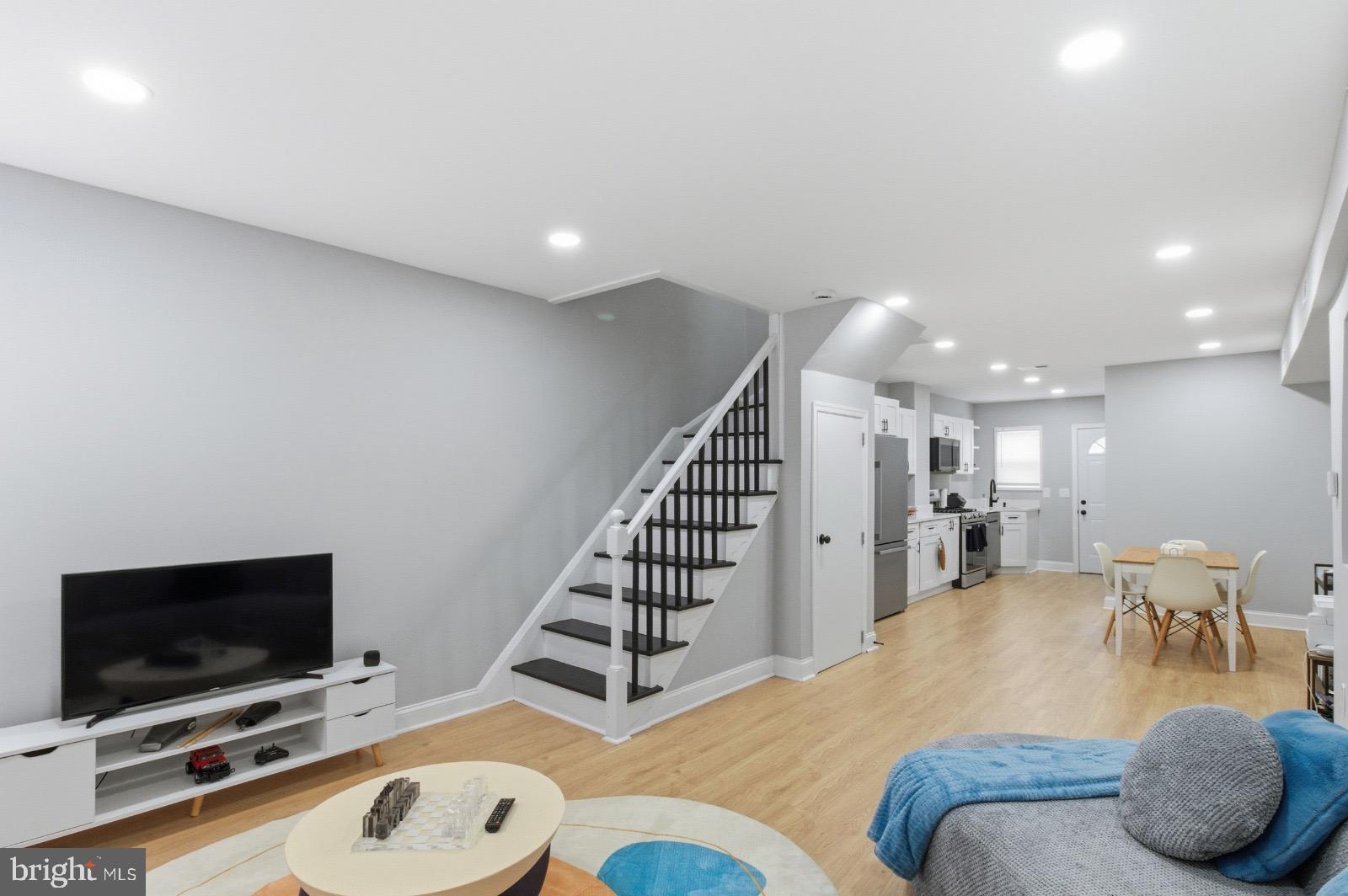 BROOKLYN PARK - Residential Lease