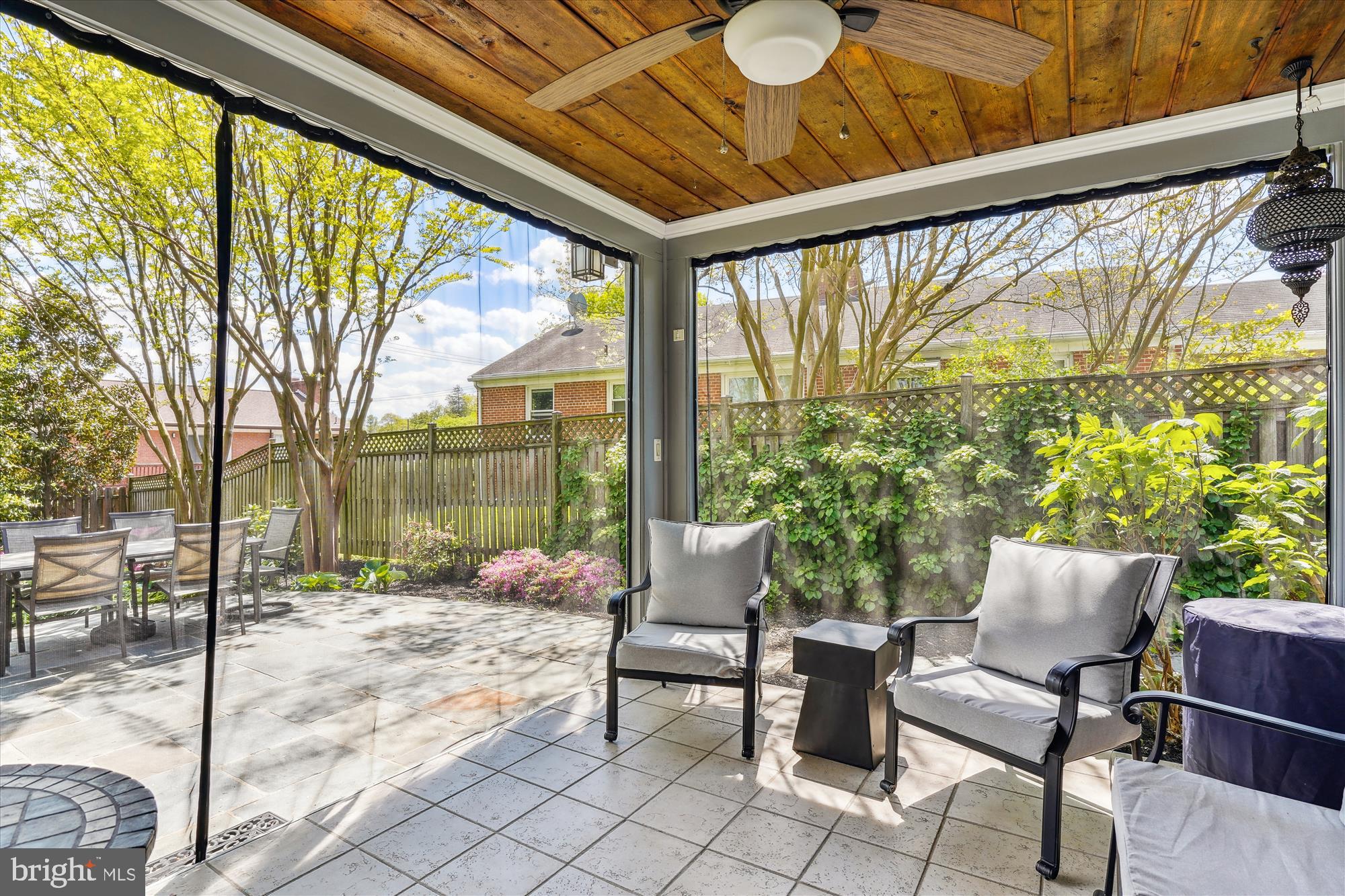 WOODSIDE PARK - Residential