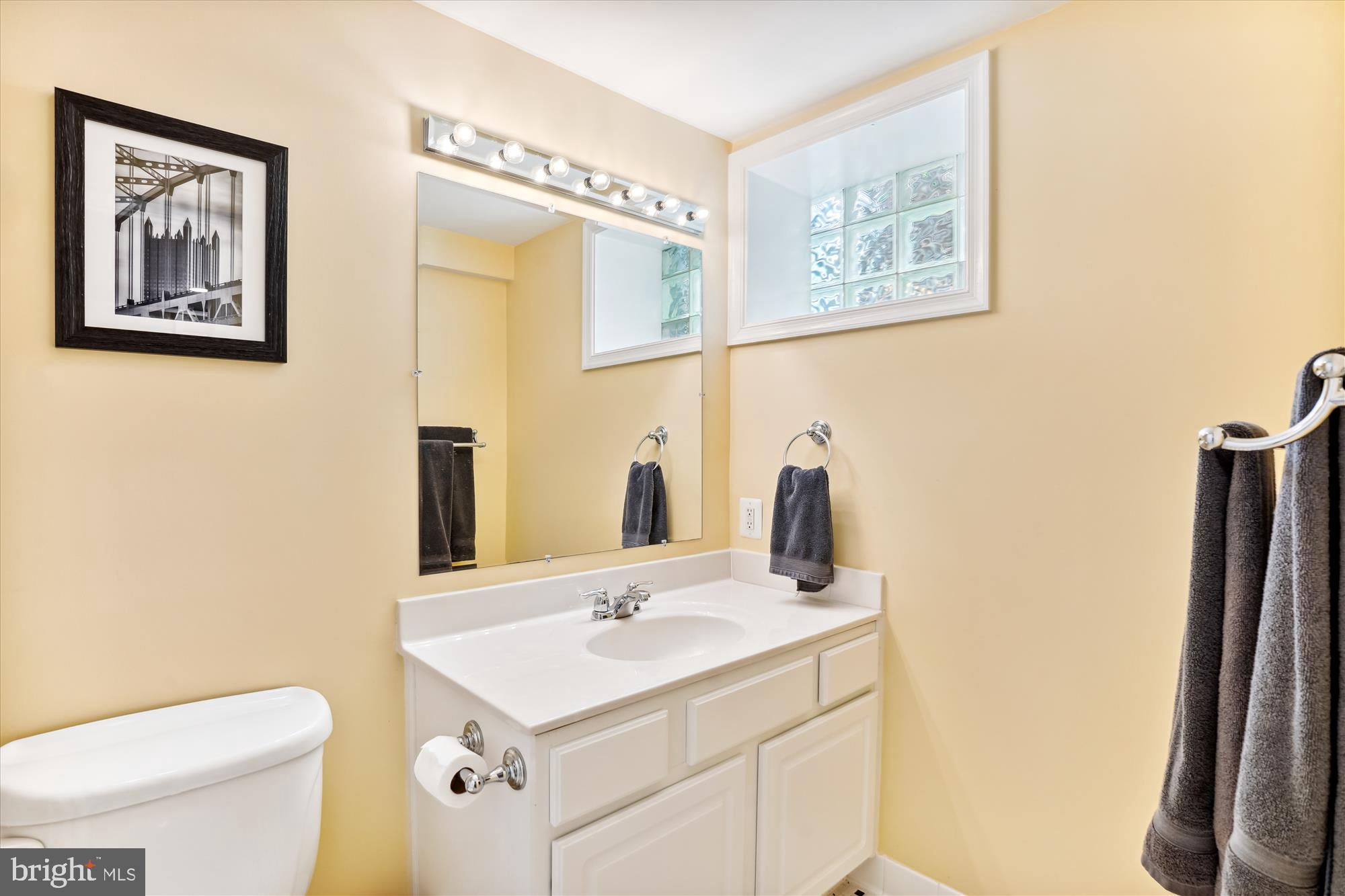 WOODSIDE PARK - Residential