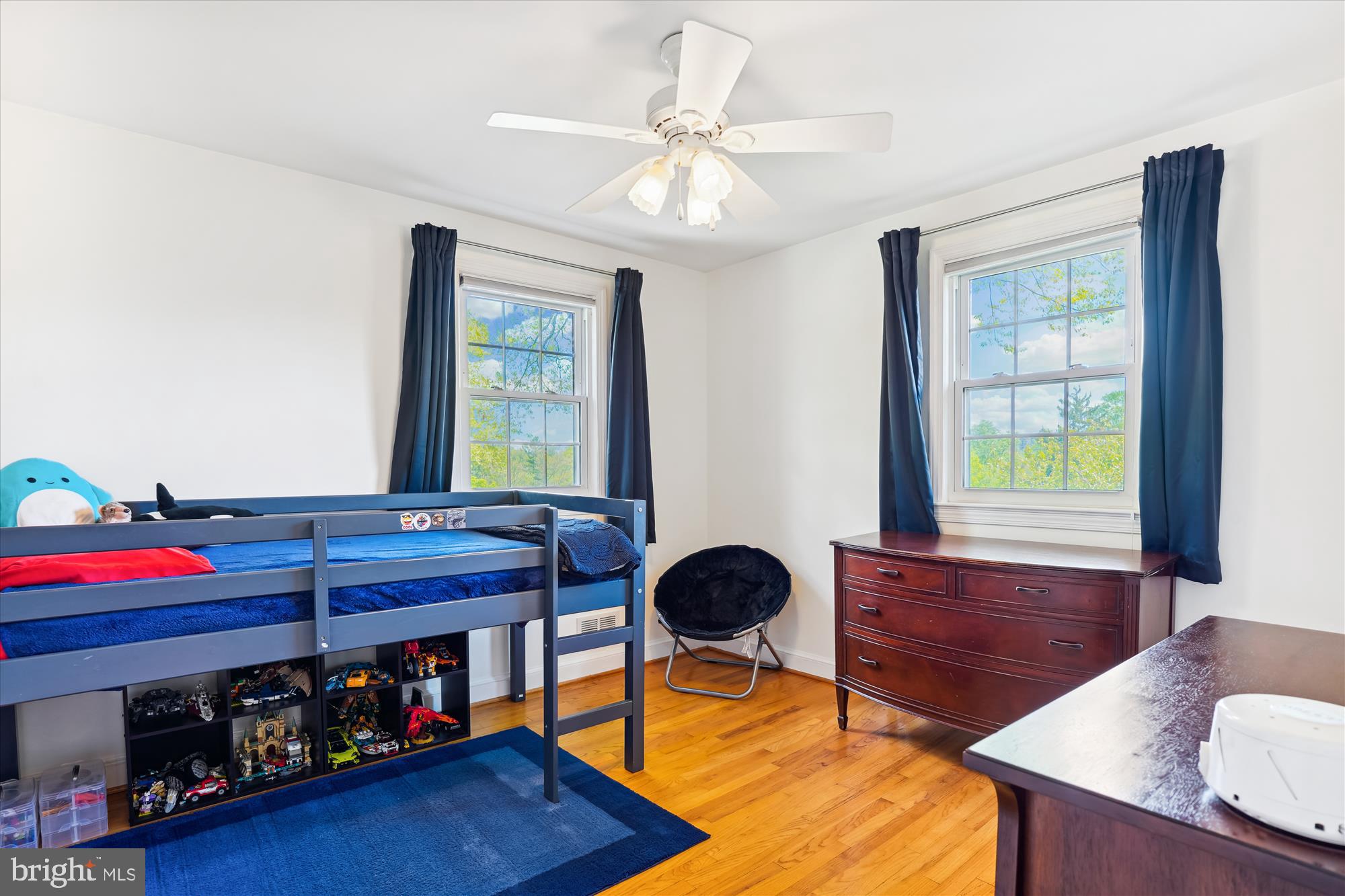 WOODSIDE PARK - Residential