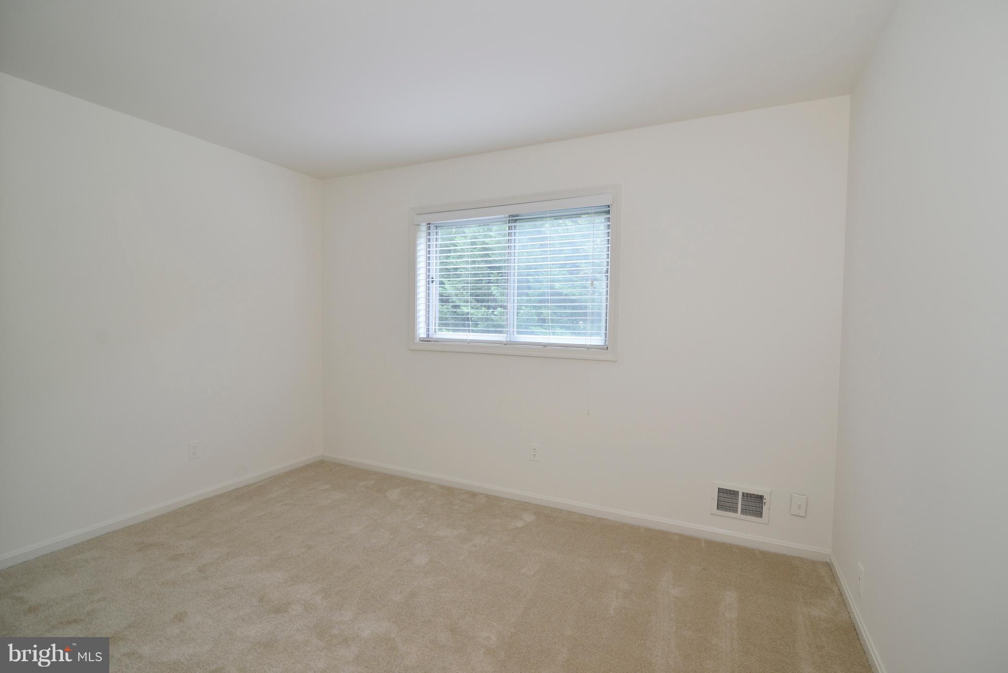 LANGLEY MANOR - Residential Lease