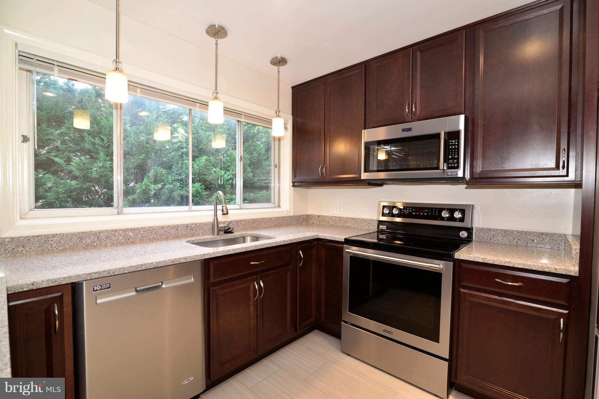 LANGLEY MANOR - Residential Lease