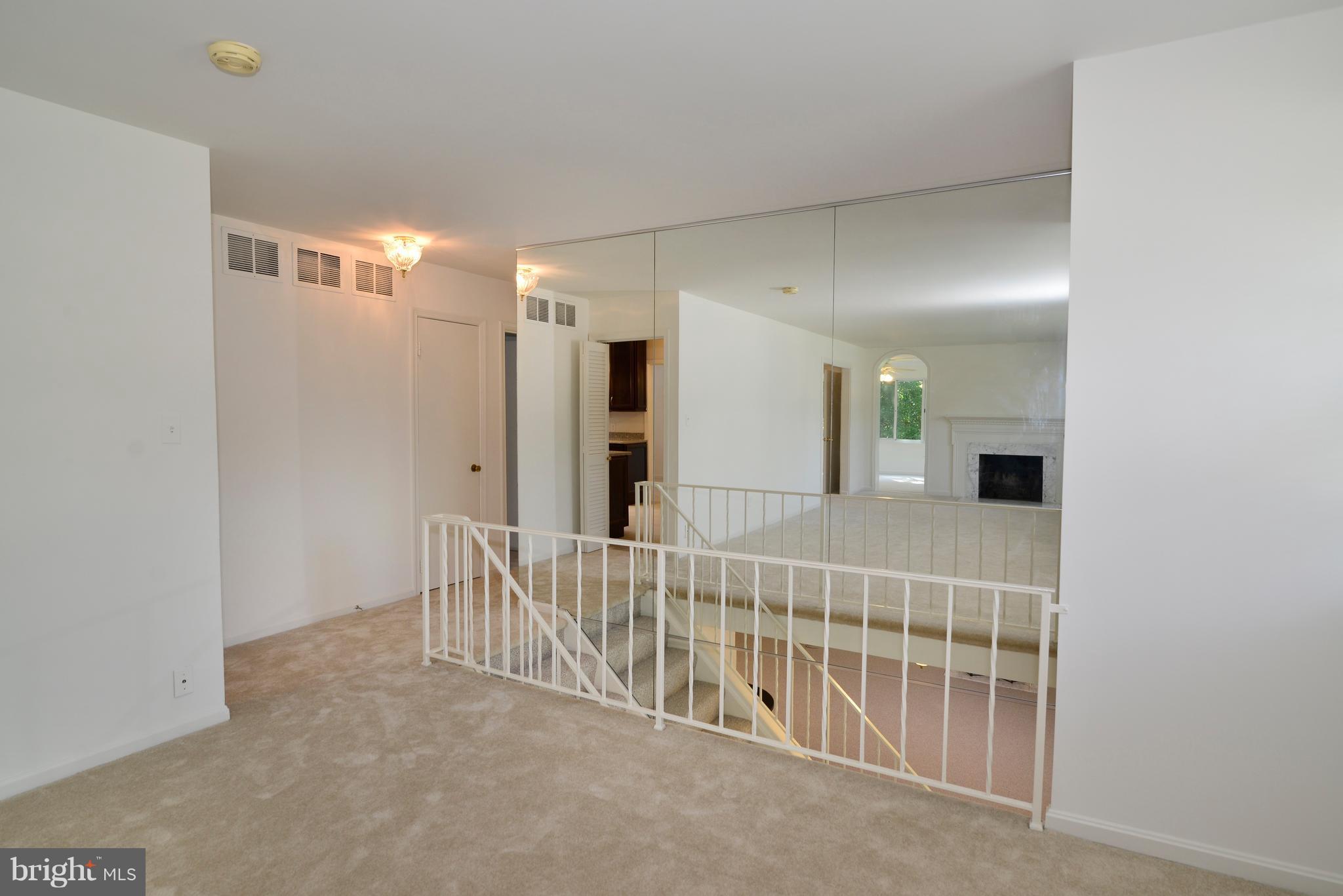 LANGLEY MANOR - Residential Lease