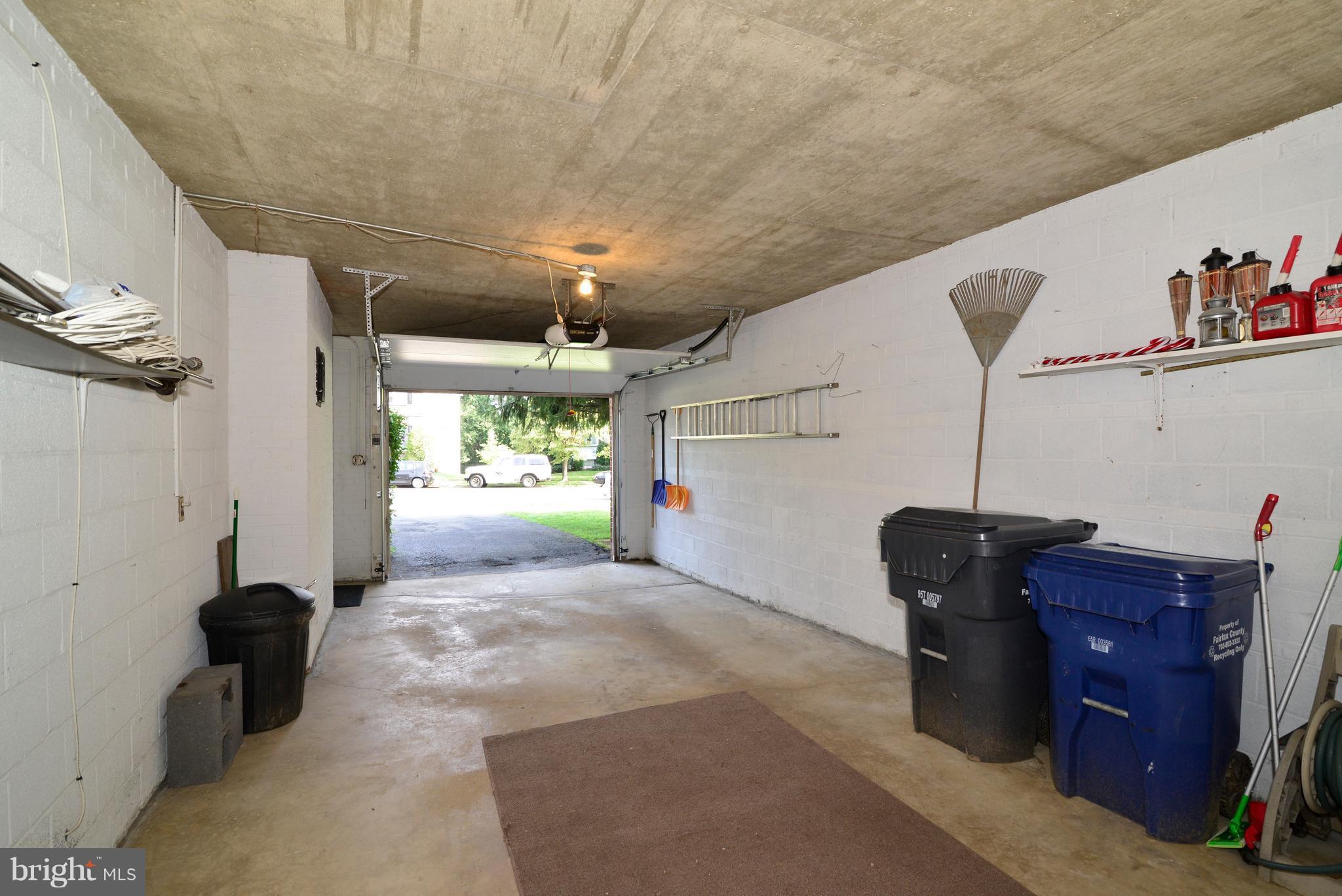 LANGLEY MANOR - Residential Lease