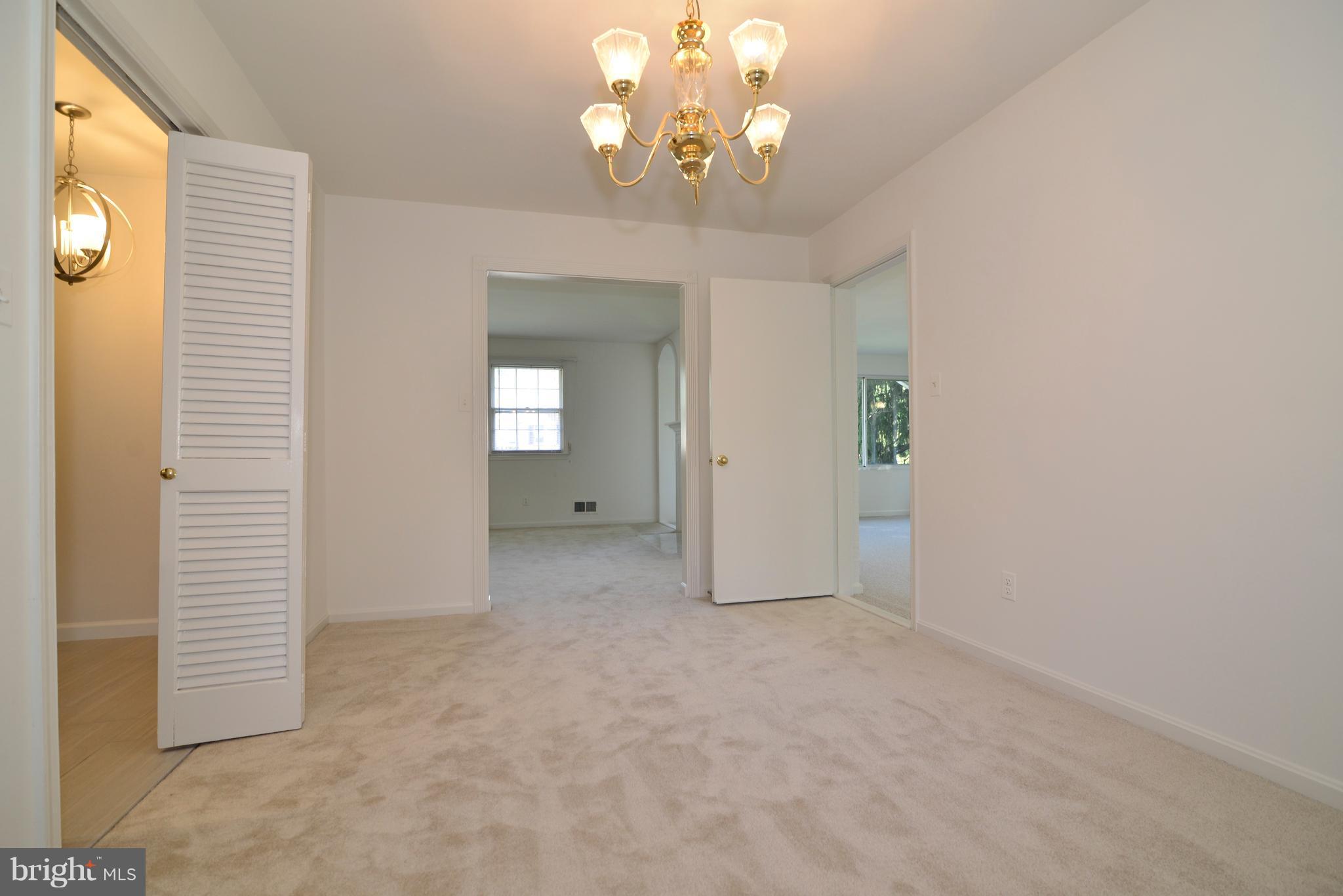 LANGLEY MANOR - Residential Lease