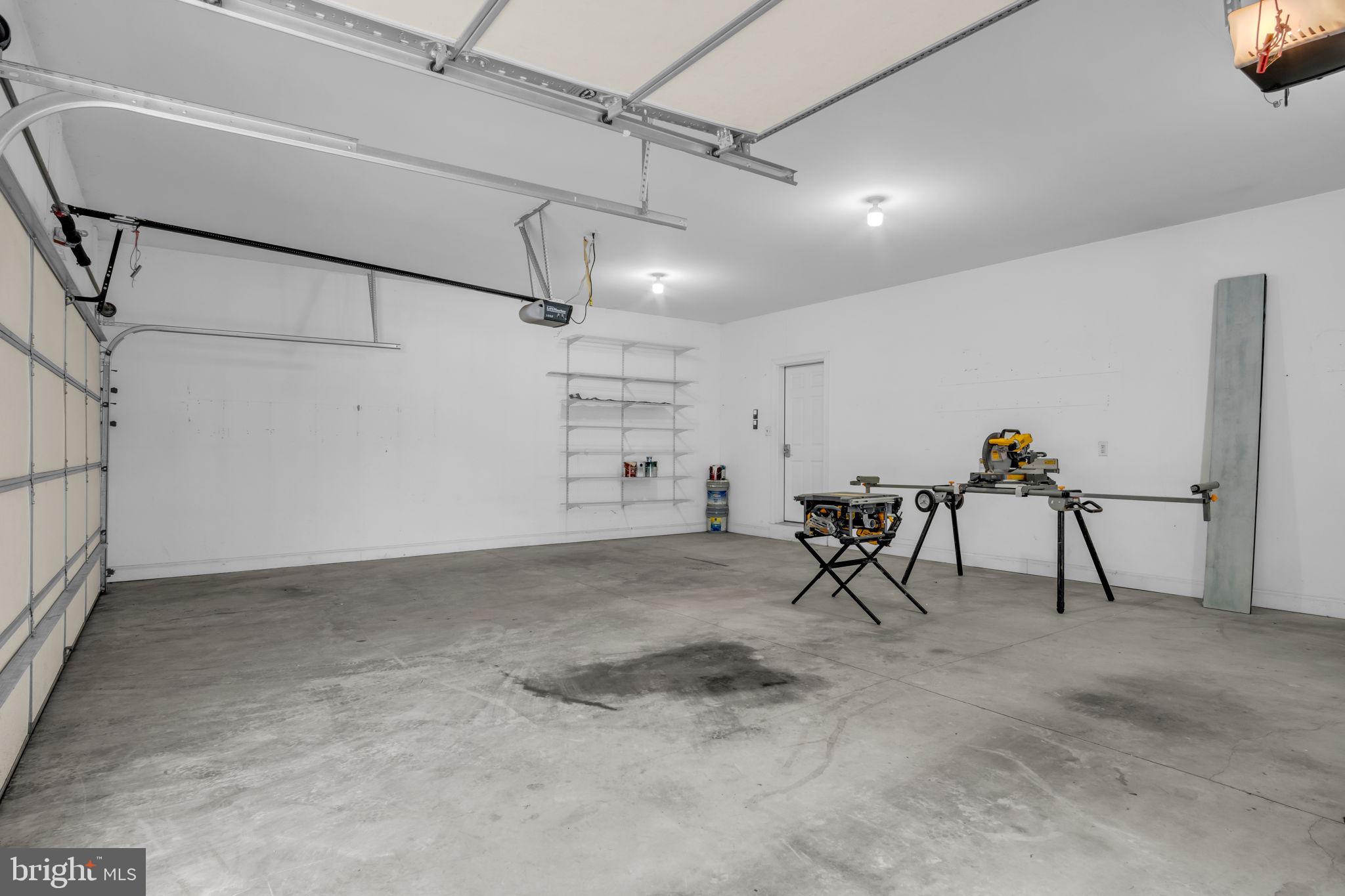 DEERFIELD CROSSING - Residential