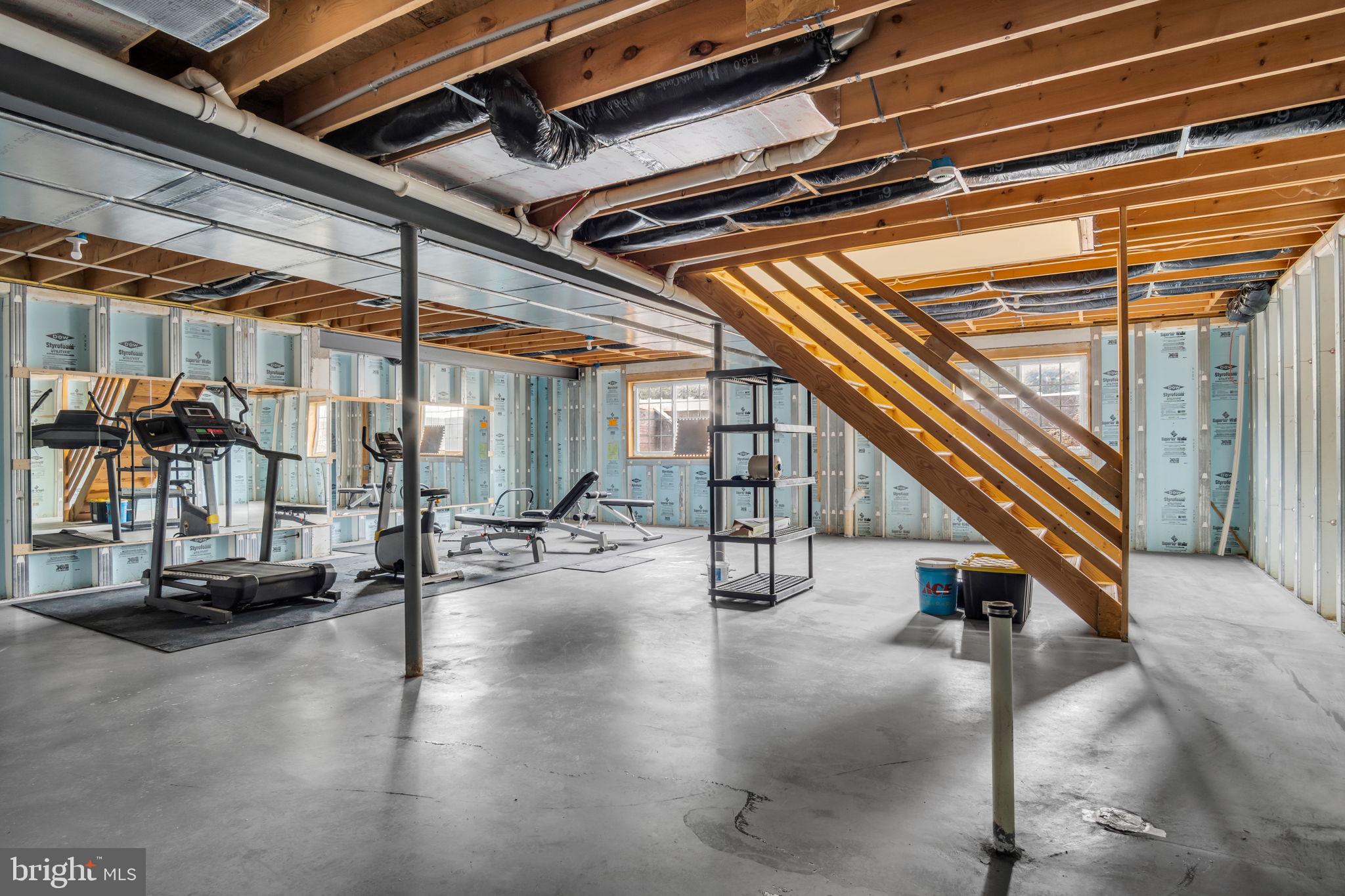 DEERFIELD CROSSING - Residential