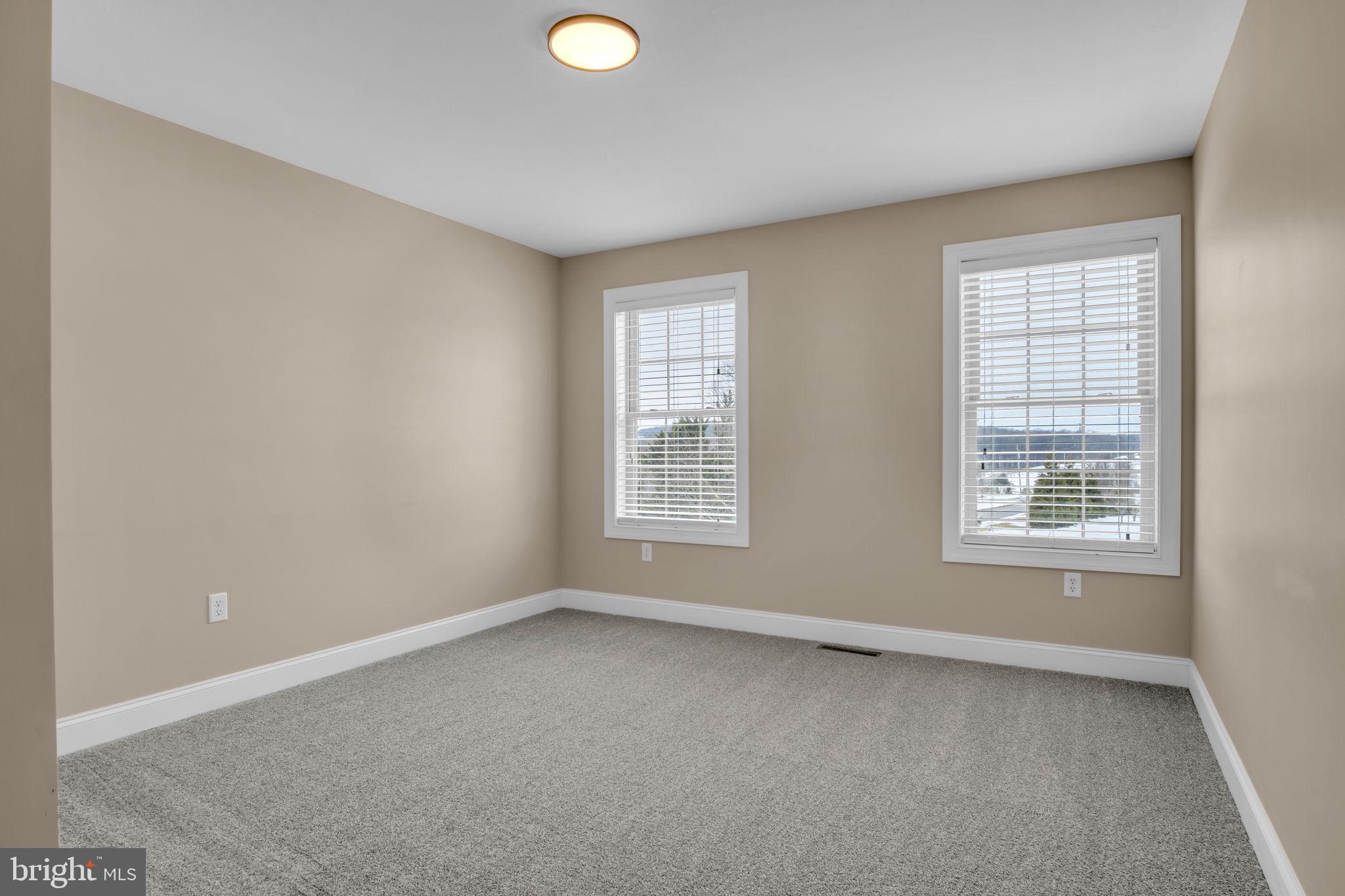 DEERFIELD CROSSING - Residential