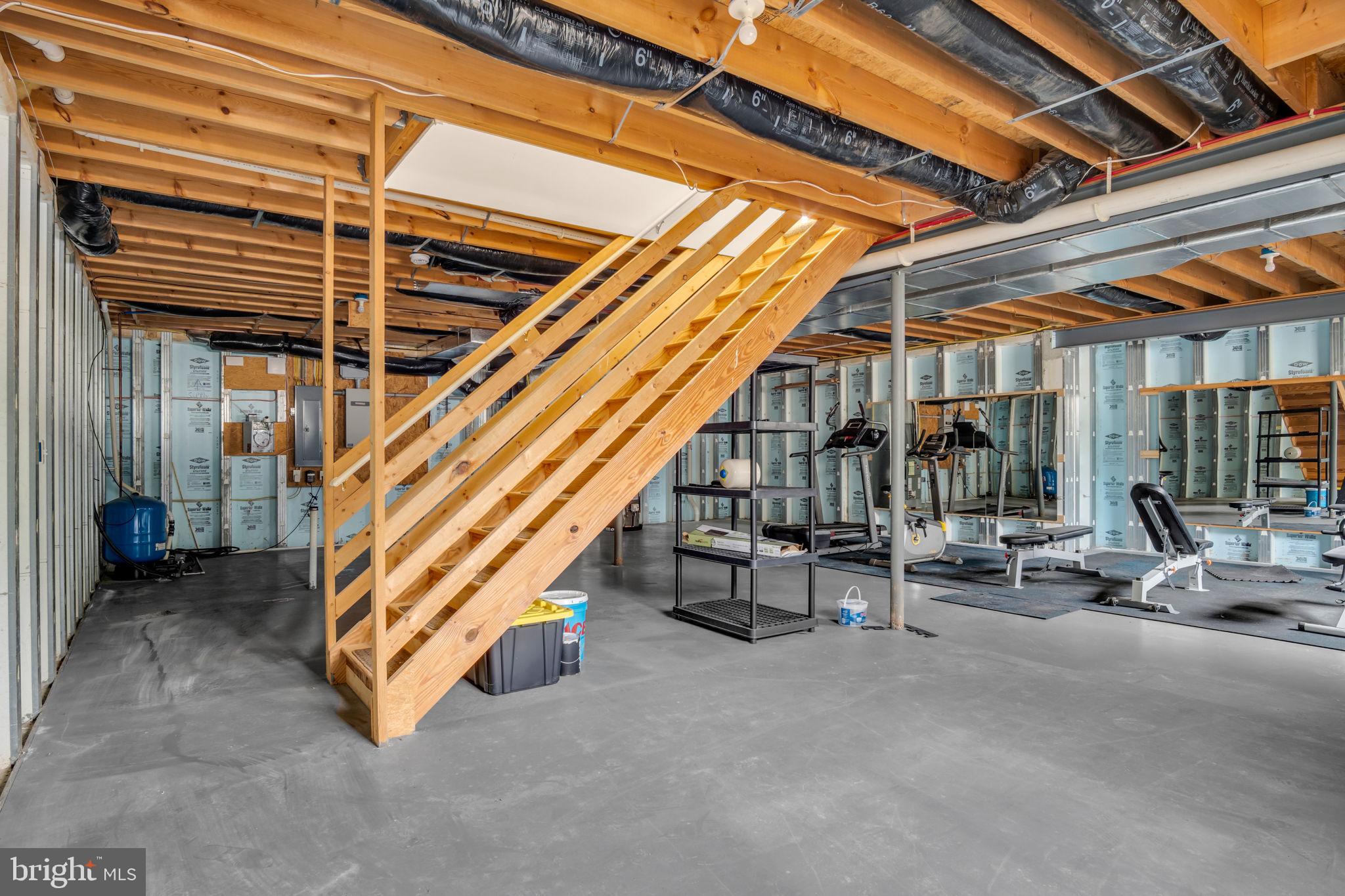 DEERFIELD CROSSING - Residential