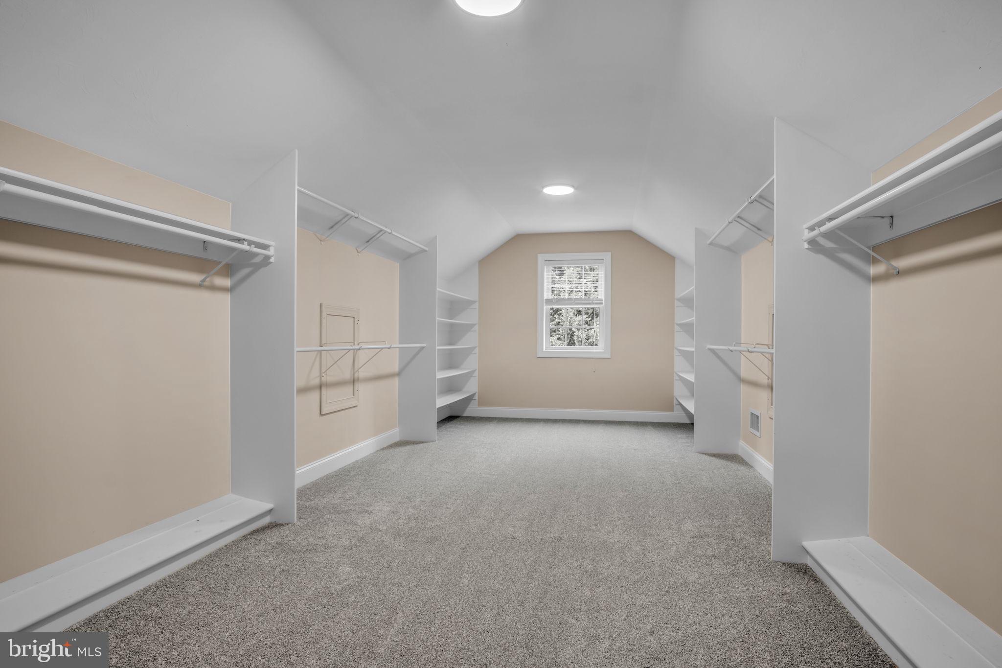 DEERFIELD CROSSING - Residential