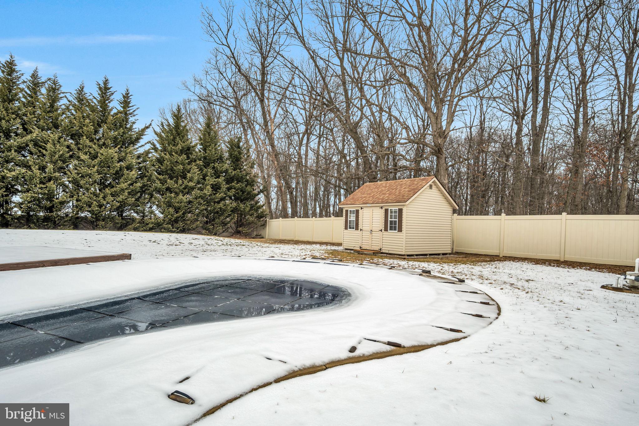 DEERFIELD CROSSING - Residential