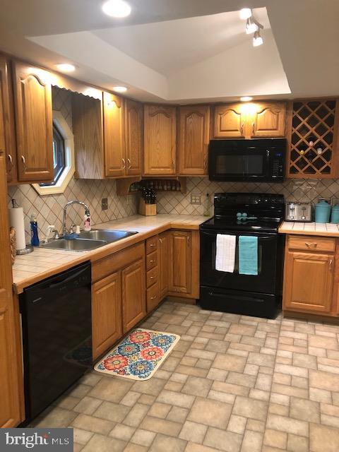 HOLLEYBROOKE - Residential