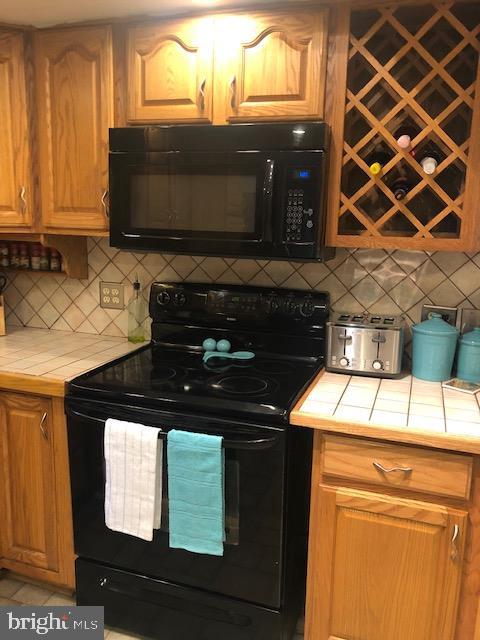 HOLLEYBROOKE - Residential