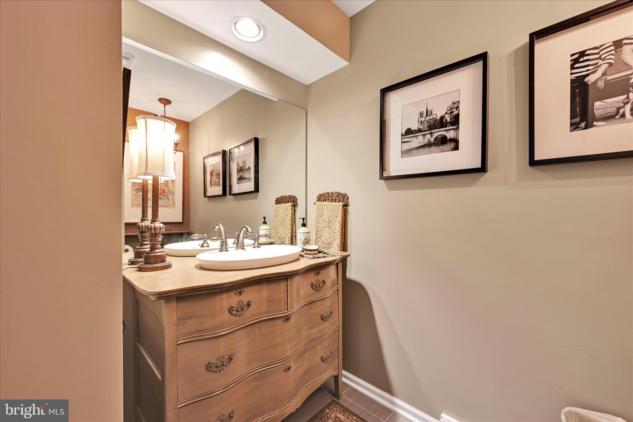 GRANDVIEW MEADOWS - Residential