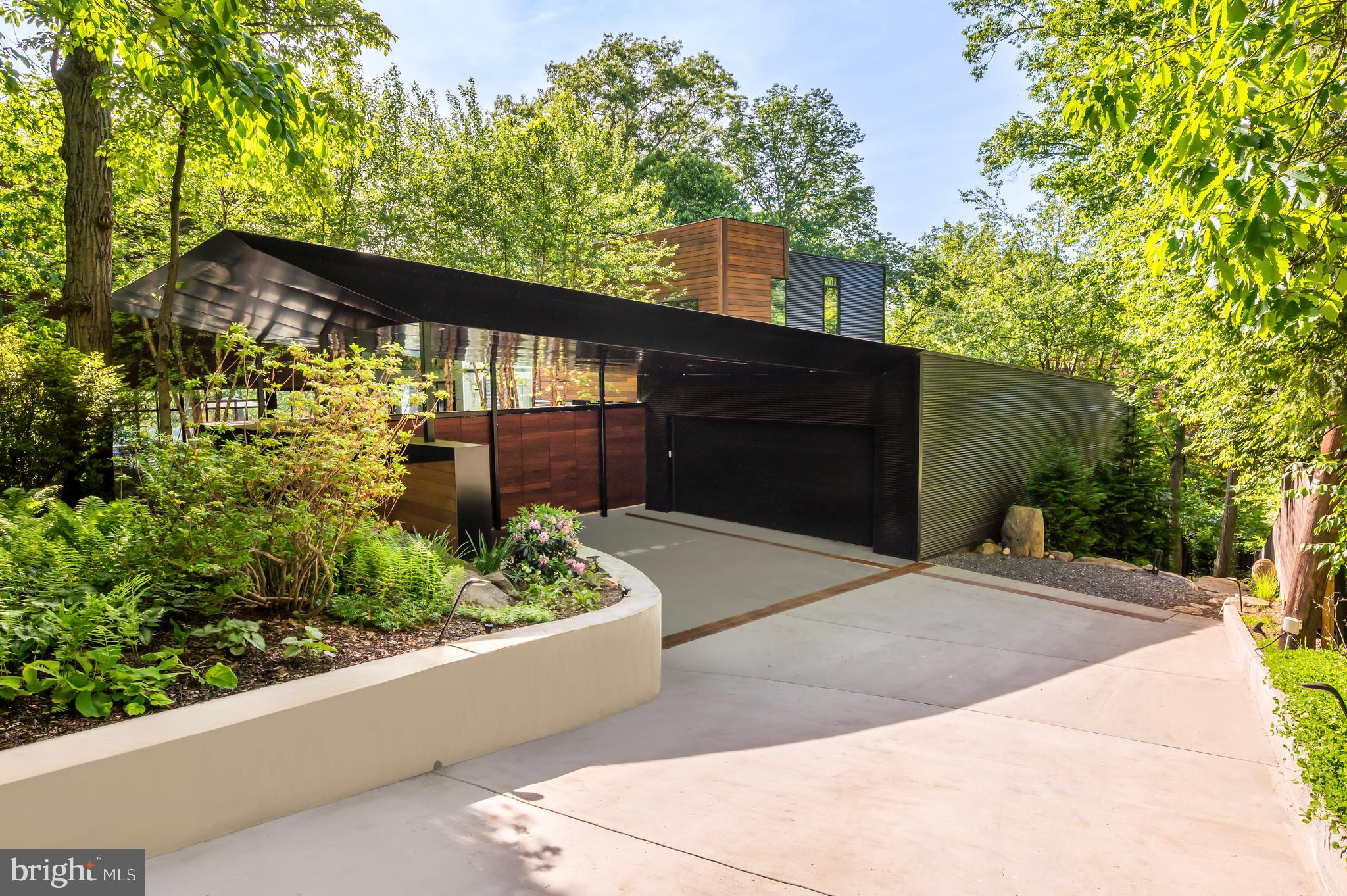 5124 WISSIOMING ROAD