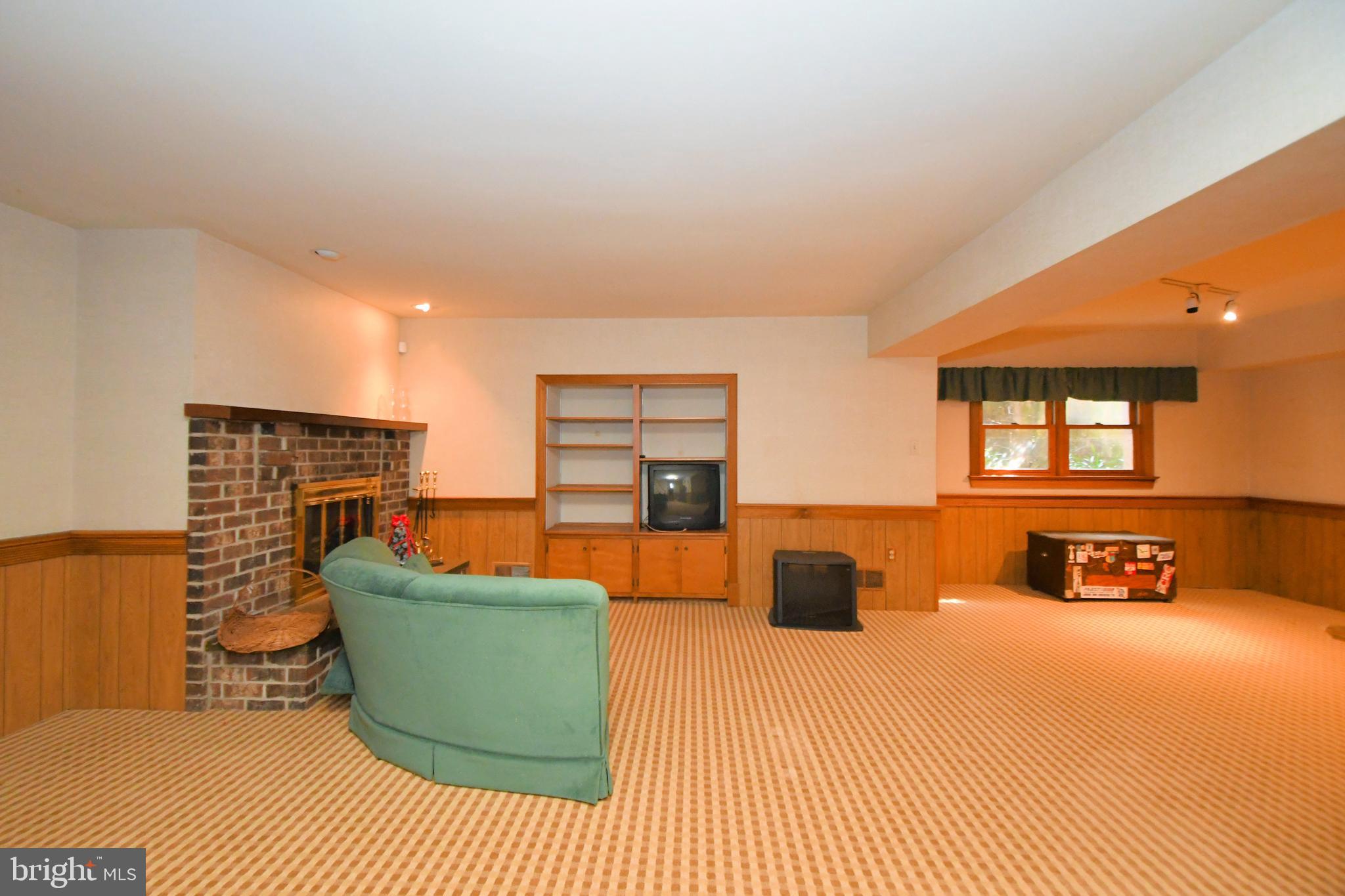 SUTPHIN PINES - Residential