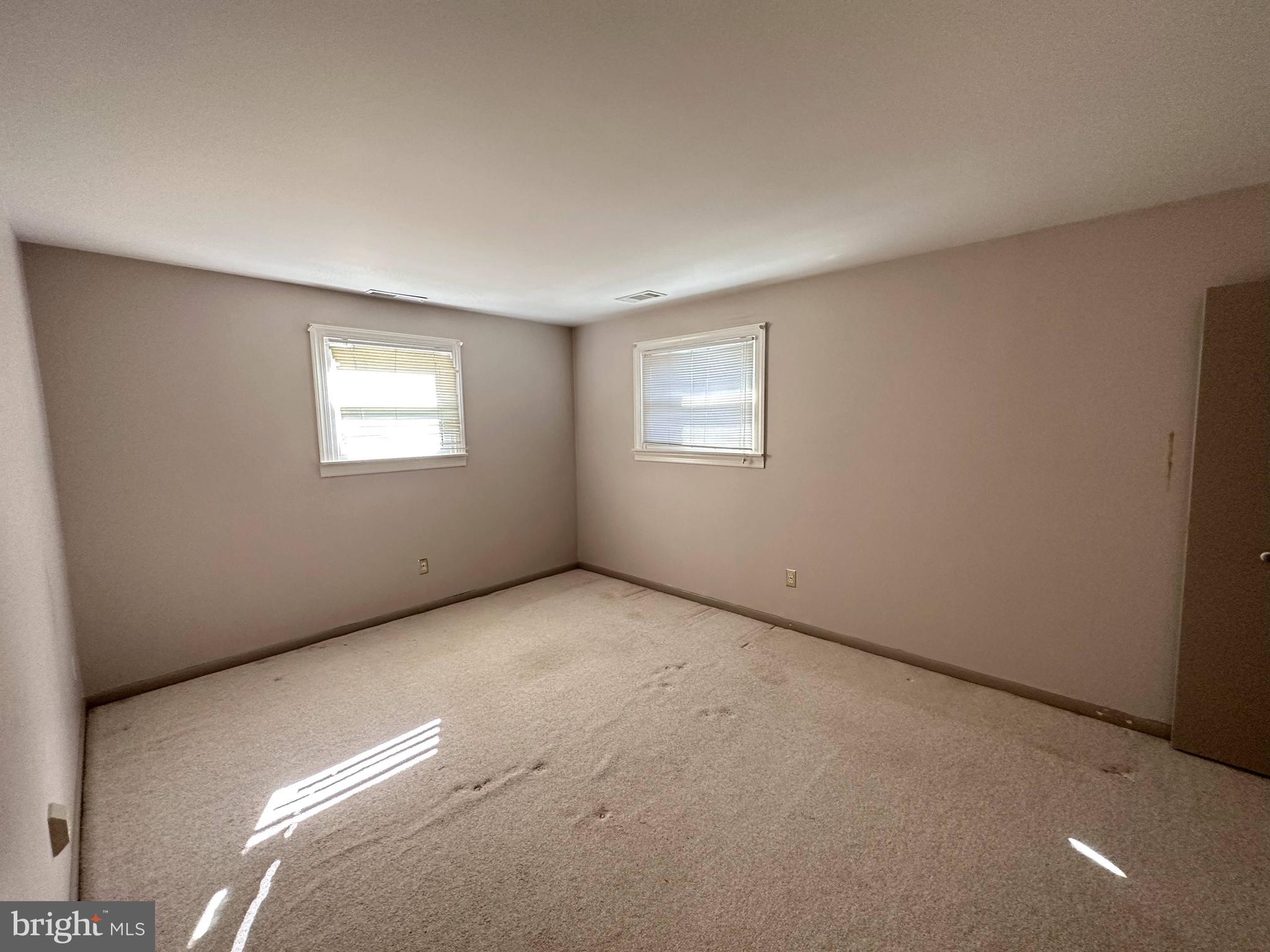 WARREN LODGE - Residential