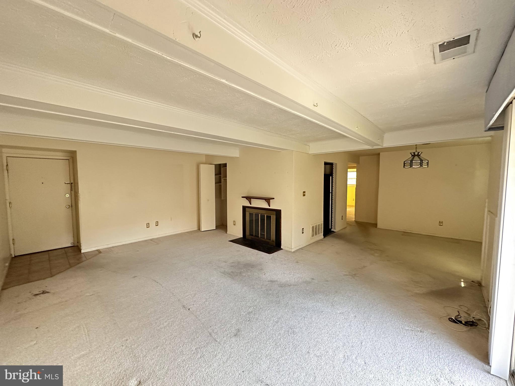 WARREN LODGE - Residential