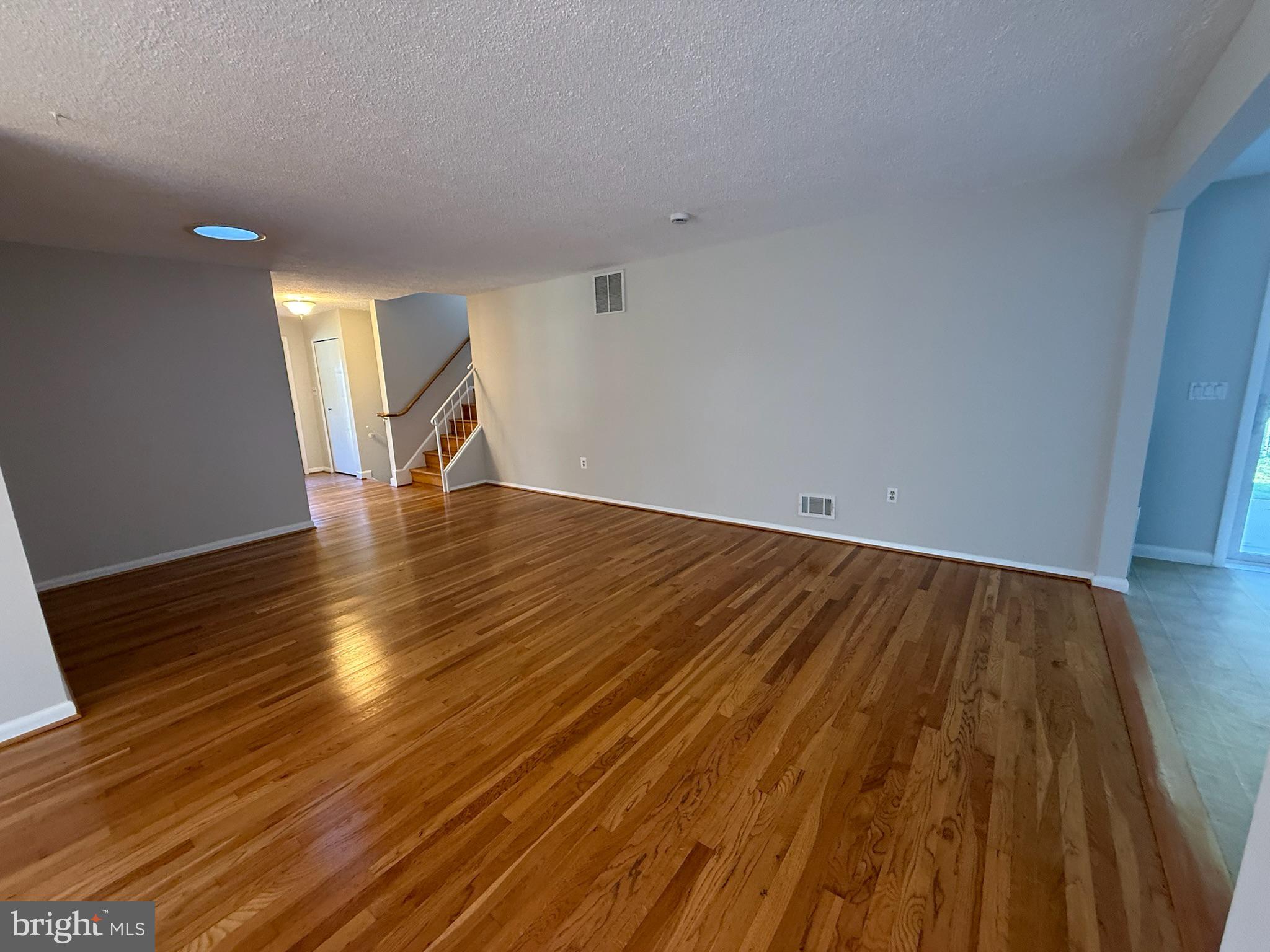 1009 DOWNS DRIVE