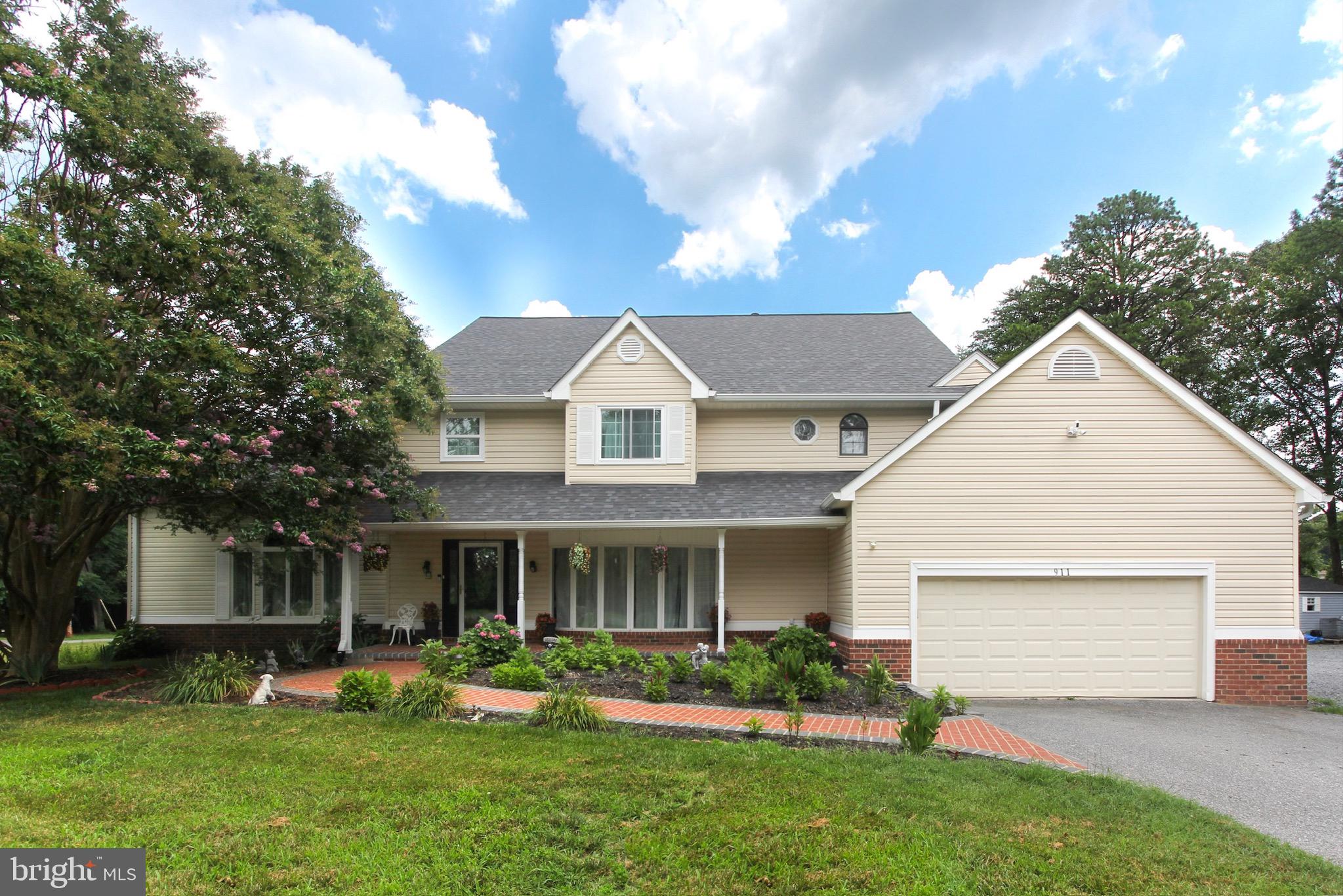 911 S WIEKER ROAD