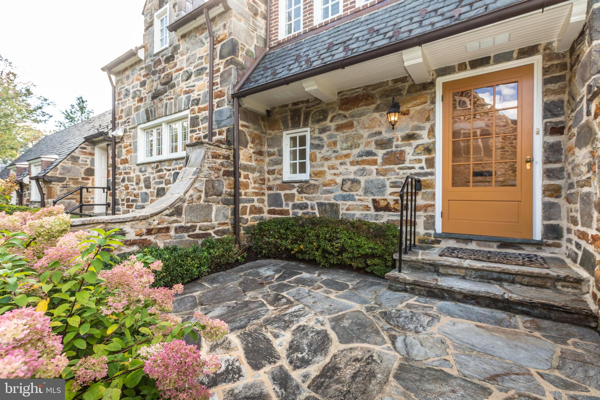 GREATER HOMELAND HISTORIC DISTRICT - Residential