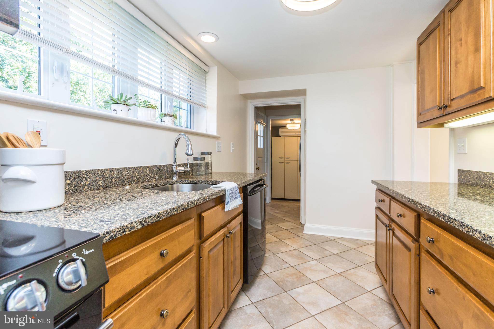 GREATER HOMELAND HISTORIC DISTRICT - Residential