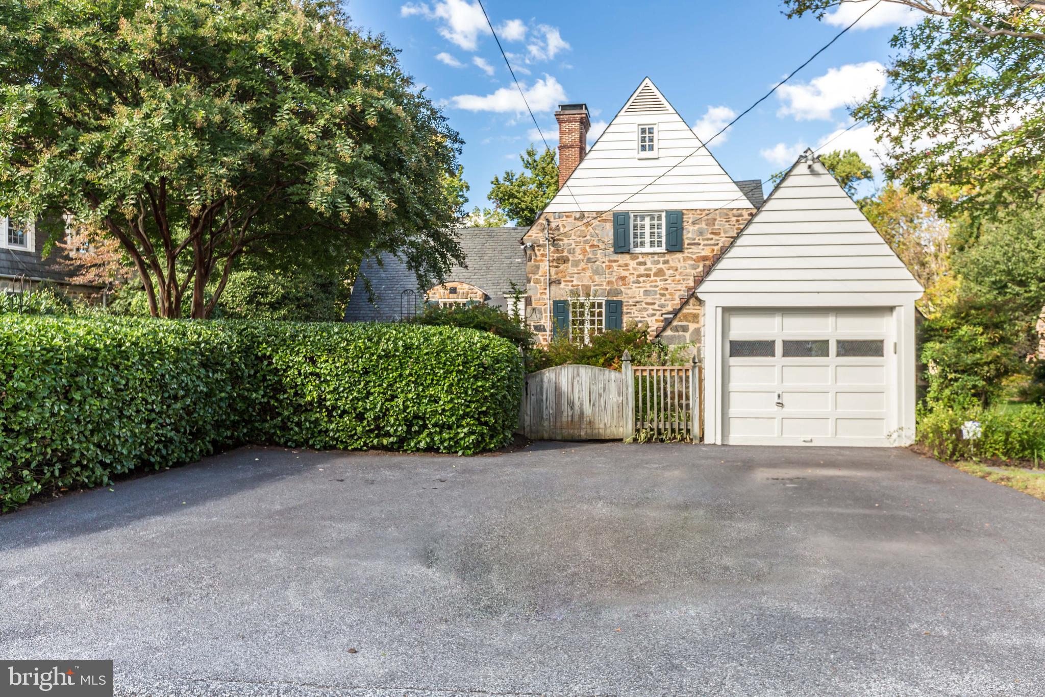 GREATER HOMELAND HISTORIC DISTRICT - Residential