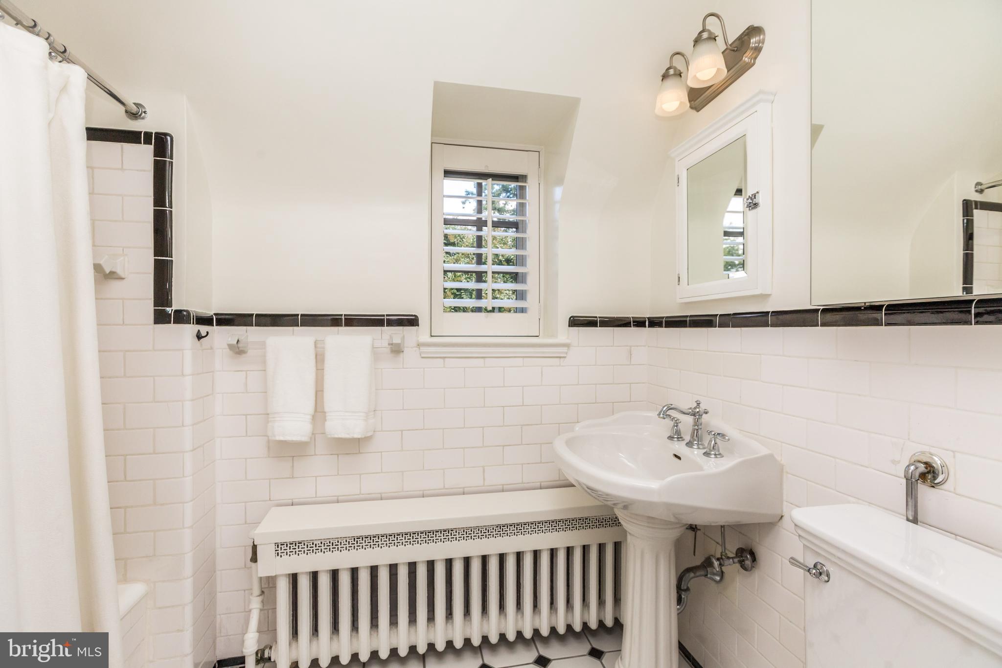 GREATER HOMELAND HISTORIC DISTRICT - Residential