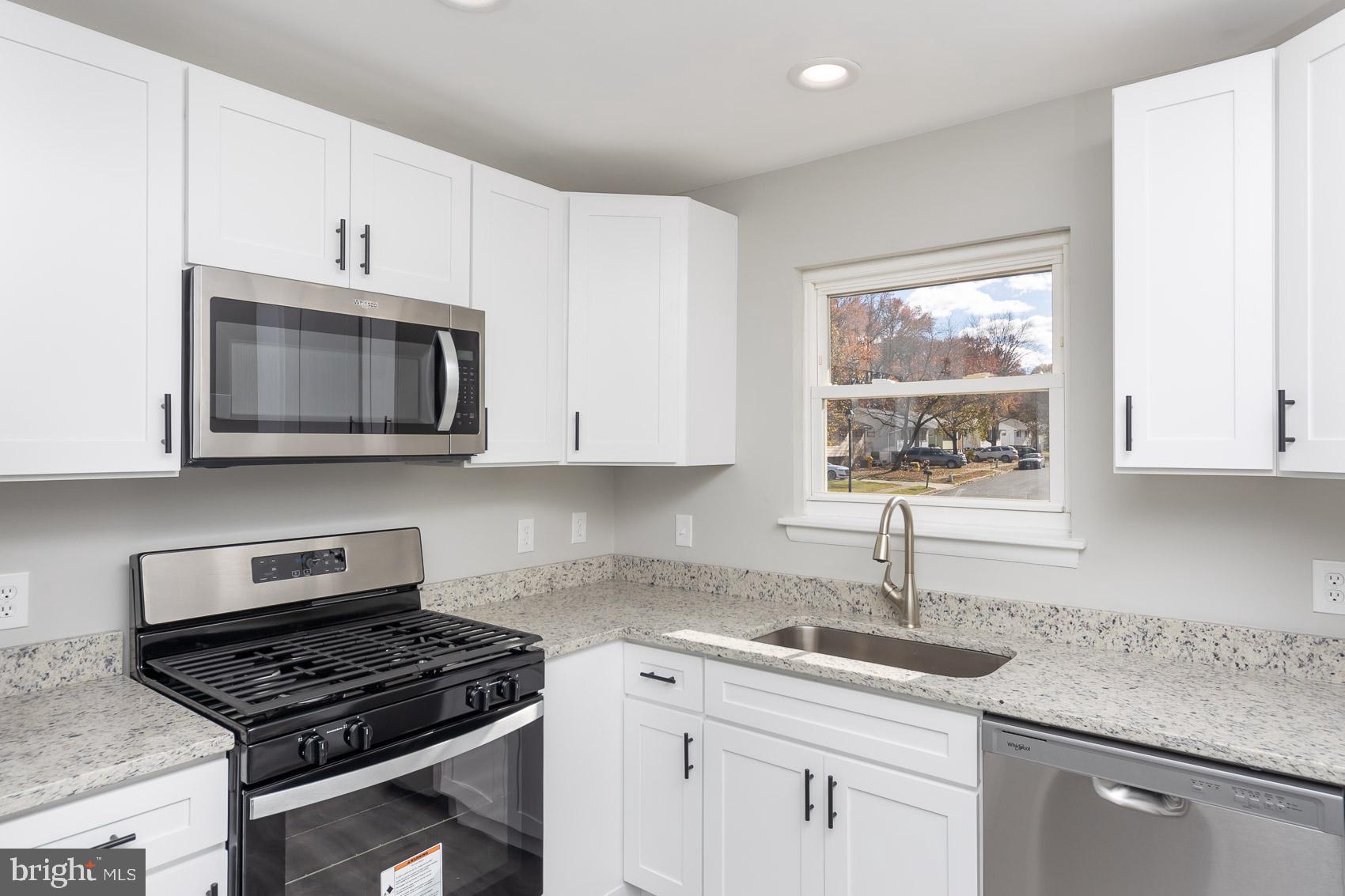 VILLAGE OF OLDE MILL - Residential