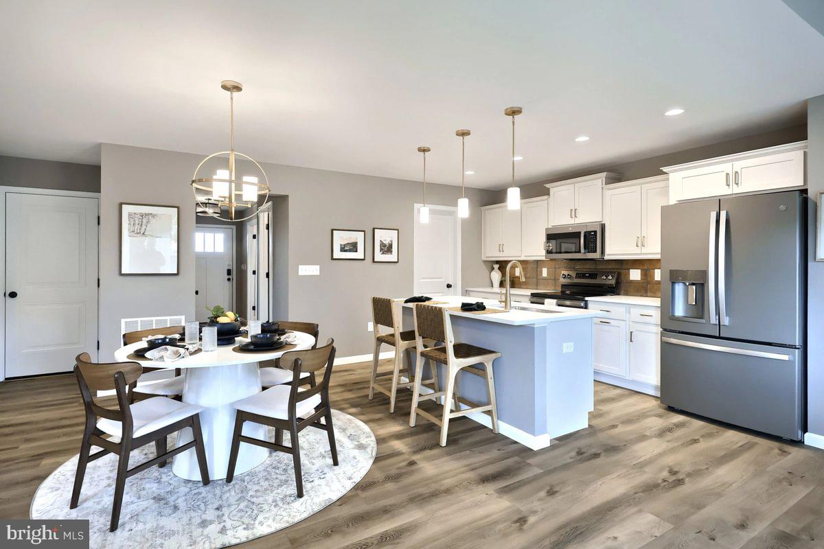 SHADY LANE ESTATES - Residential