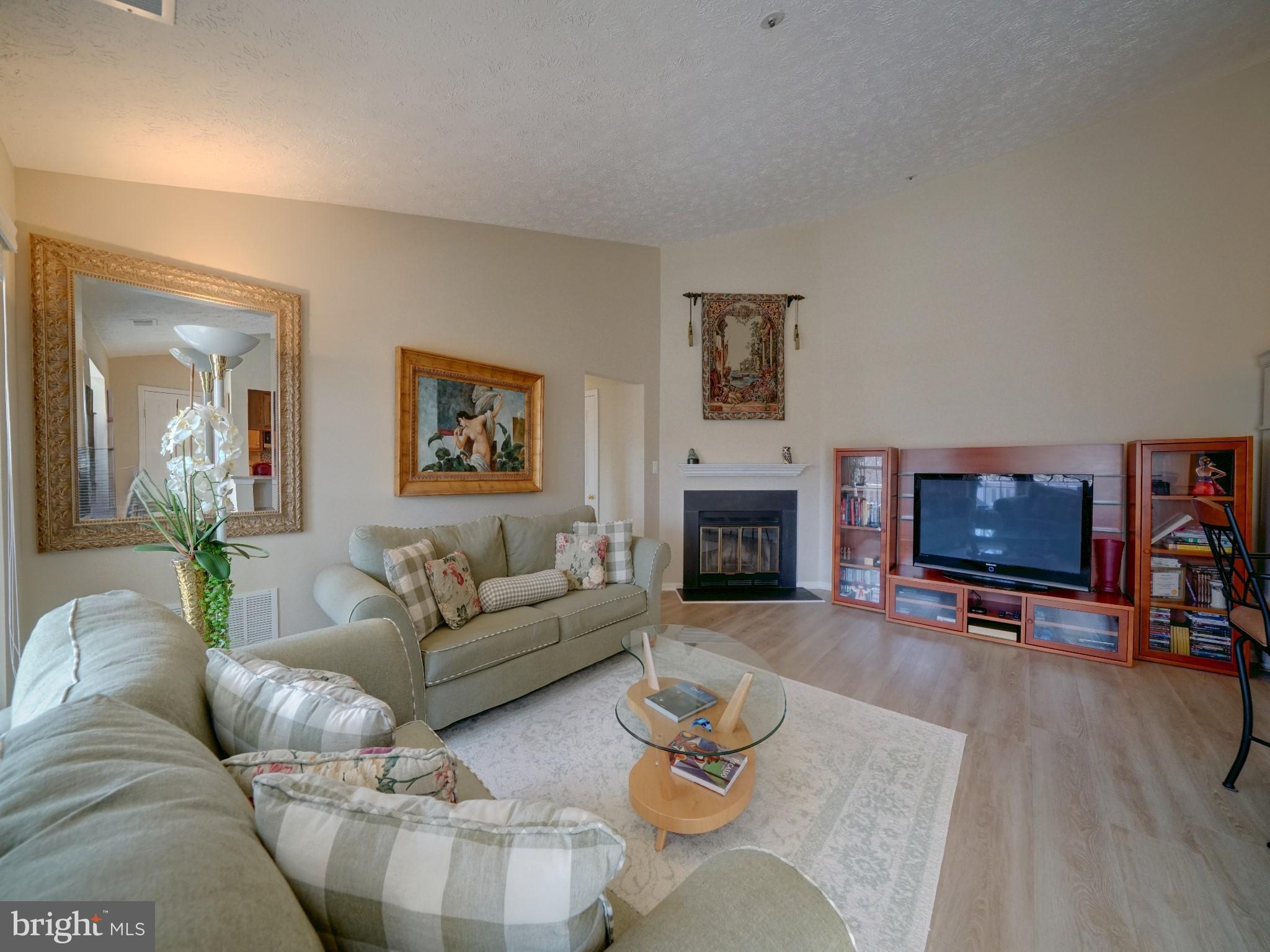 ROCKBURN COMMONS III - Residential