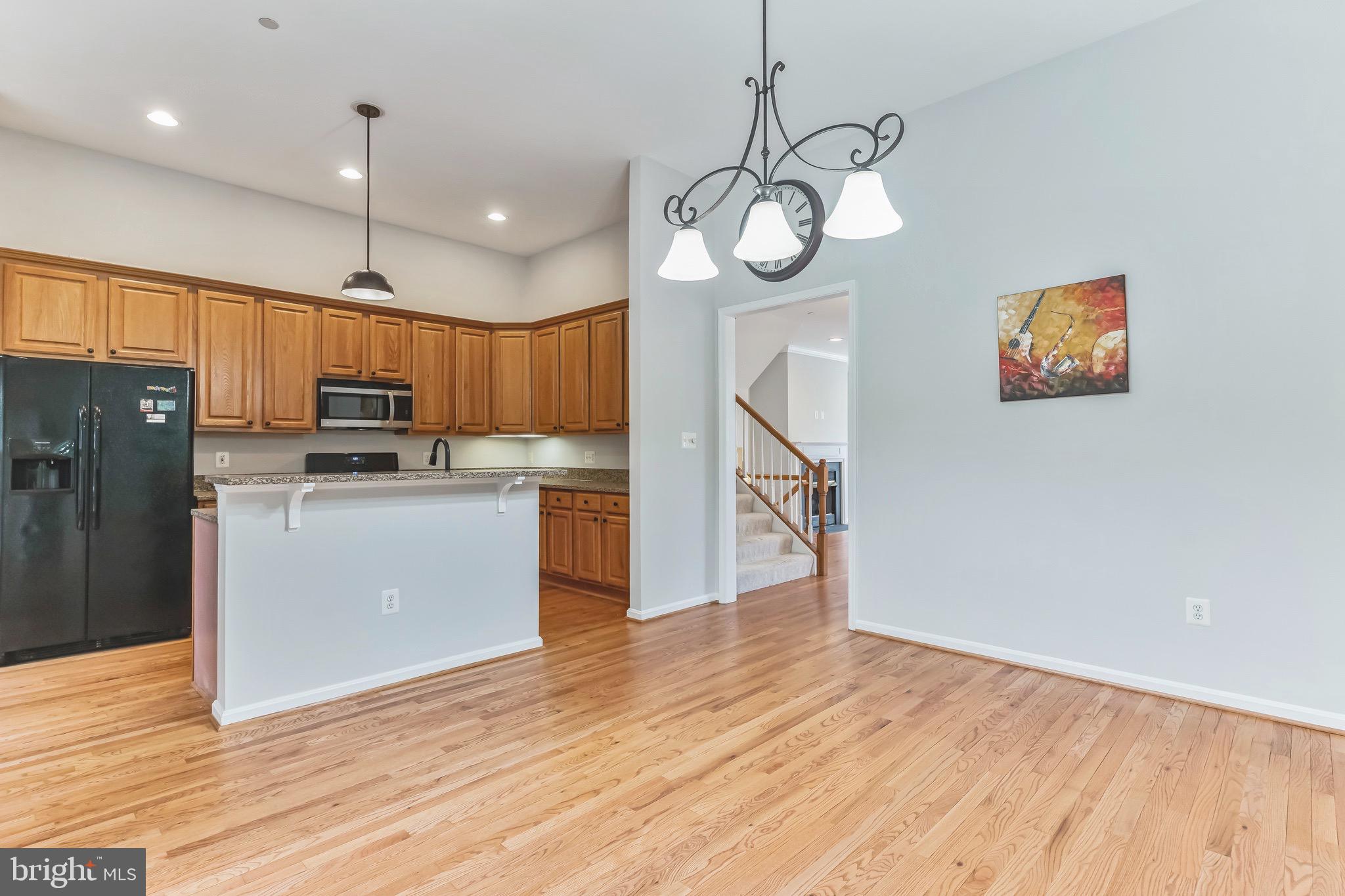 KENSINGTON COURTS - Residential Lease