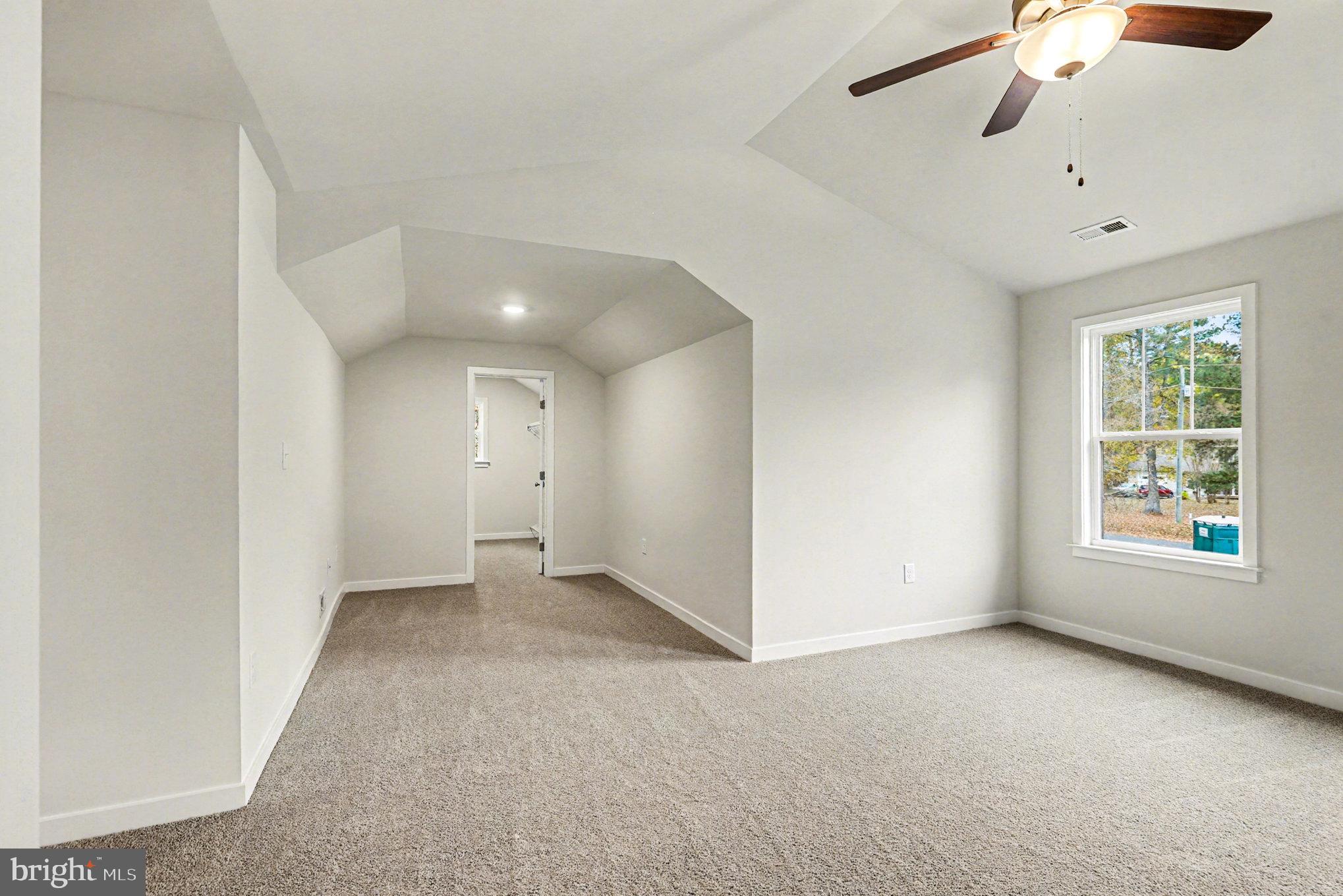 CABIN POINT / GLEBE HARBOR - Residential